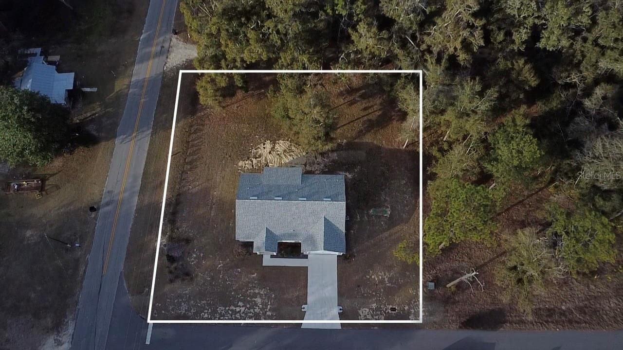 Single Family Residence at 601 FISHER DR, BRONSON, photo 31 of 32