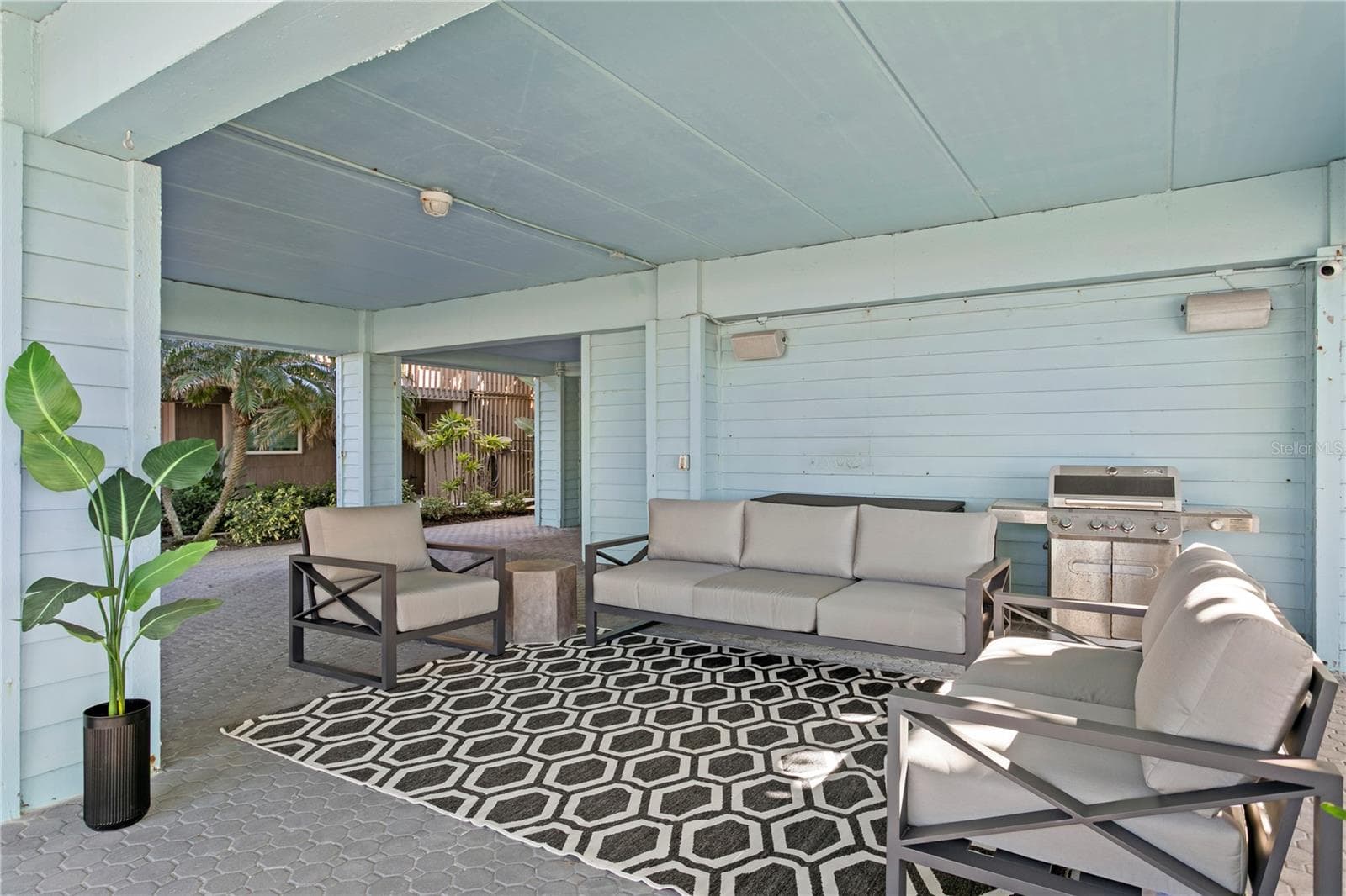 Single Family Residence at 20060 GULF BLVD, INDIAN SHORES, photo 10 of 103