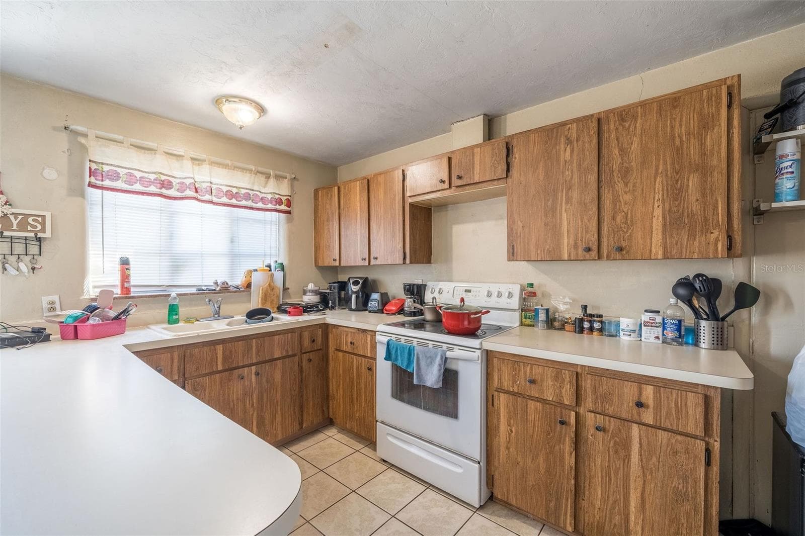 Unit 710 Dining/Kitchen - 708 N SAINT CLAIR ABRAMS AVE, TAVARES