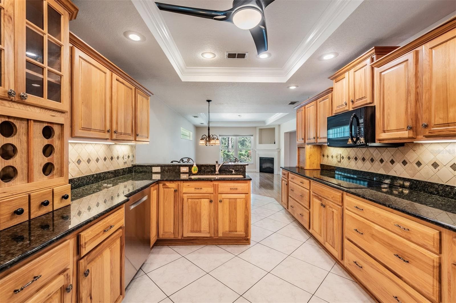 Single Family Residence at 10133 COLLAR DR, SAN ANTONIO, photo 22 of 99