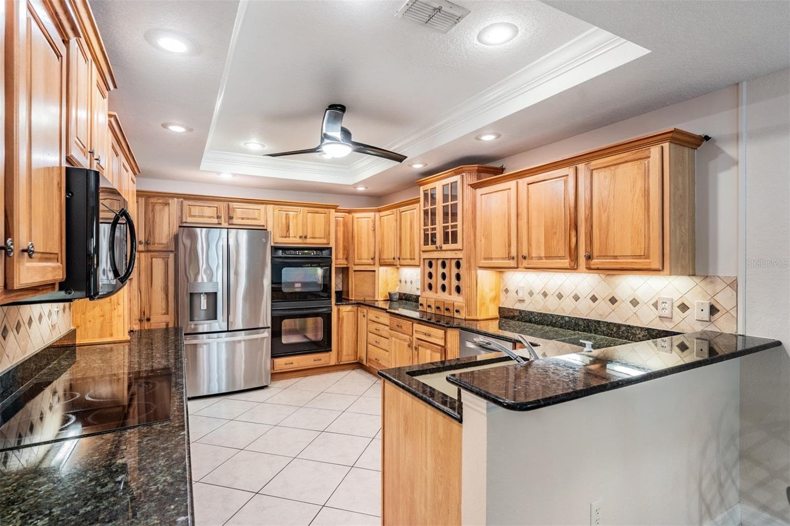 Single Family Residence at 10133 COLLAR DR, SAN ANTONIO, photo 27 of 99
