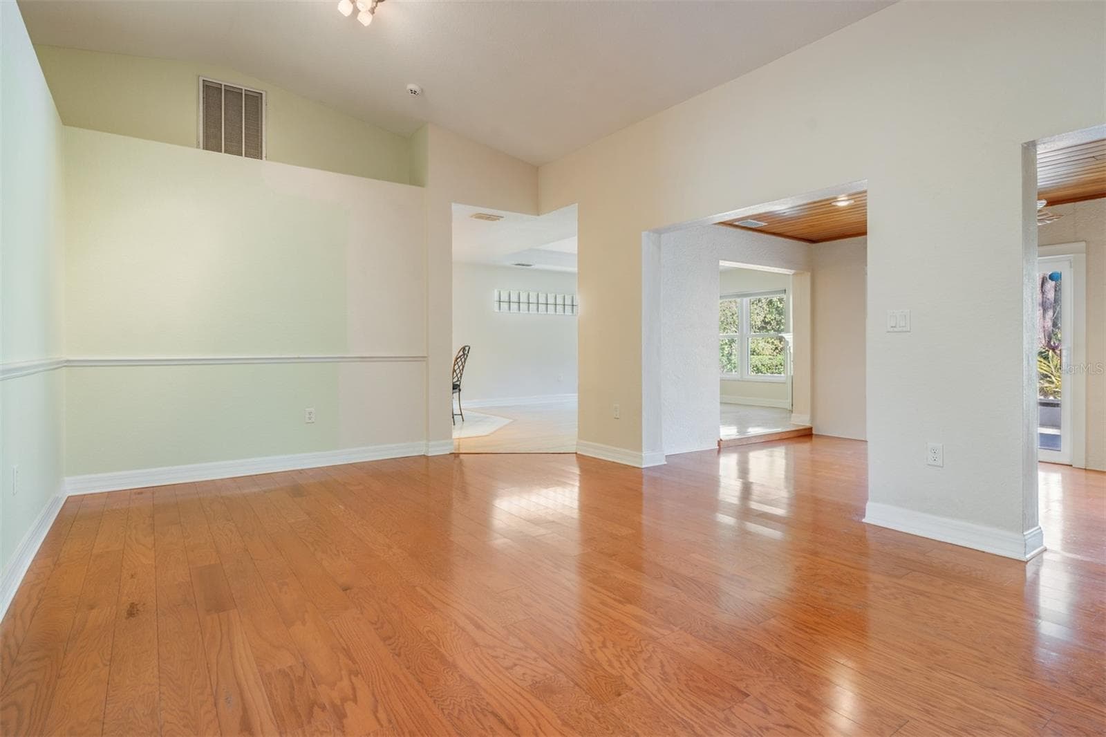 Single Family Residence at 10133 COLLAR DR, SAN ANTONIO, photo 35 of 99
