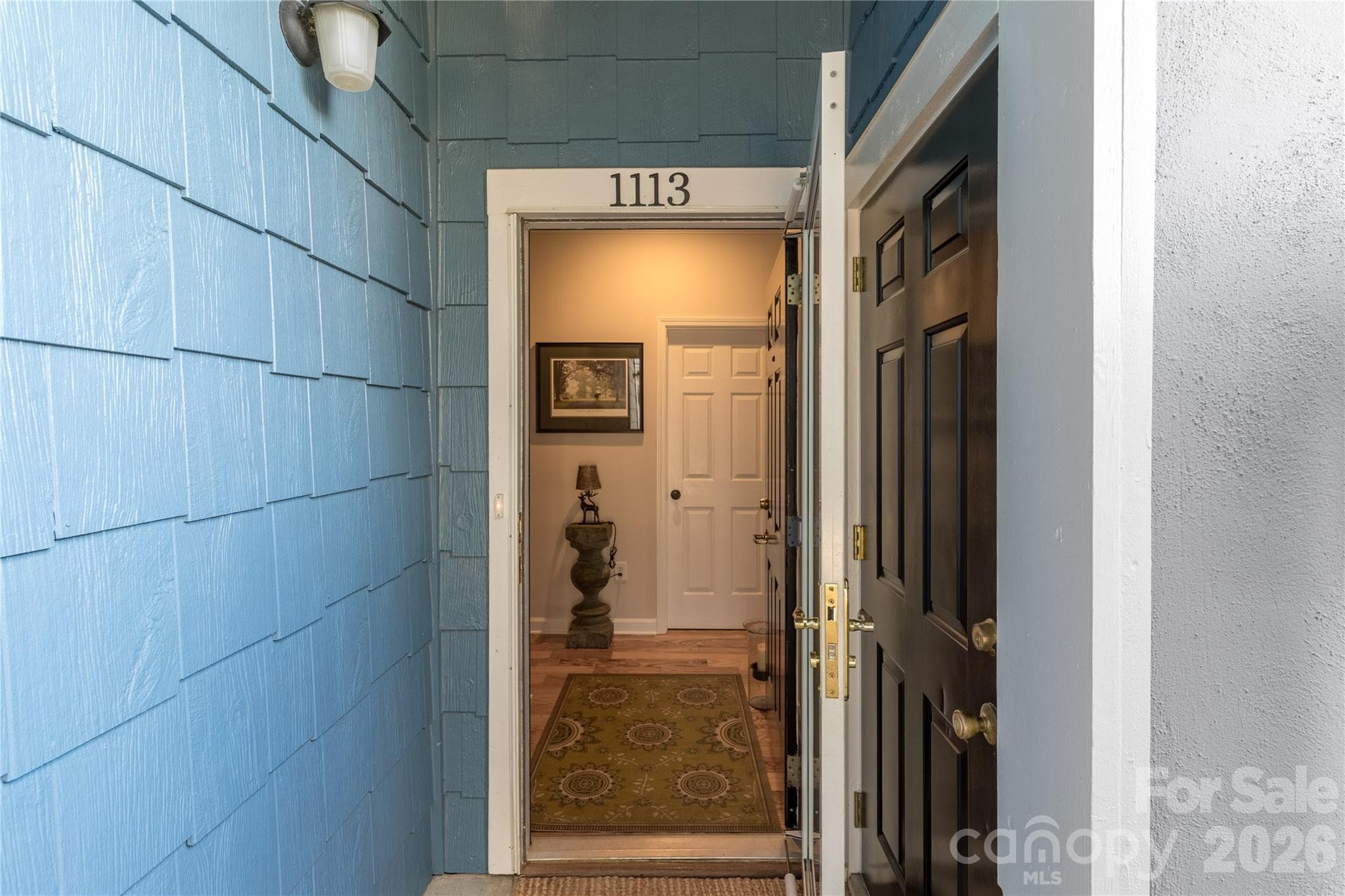 Entry with privacy wall. - Davidson