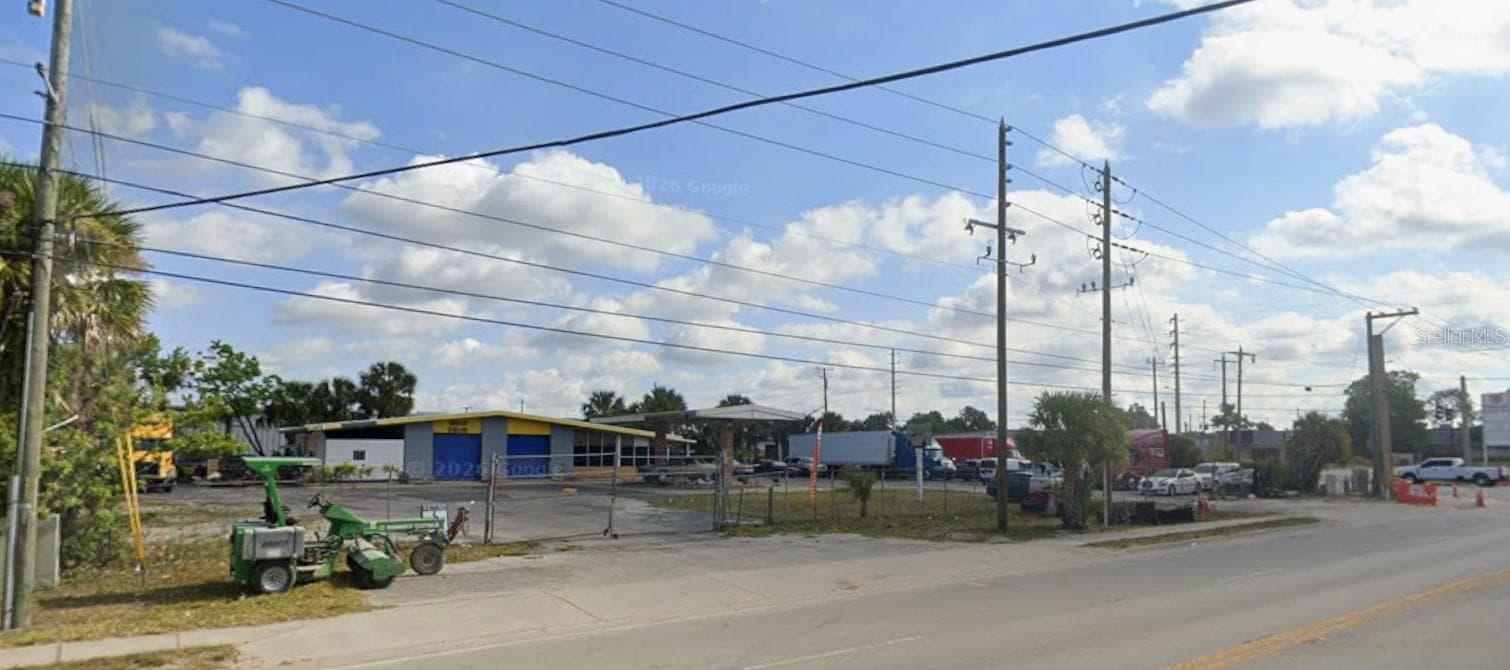 3960 SILVER STAR RD