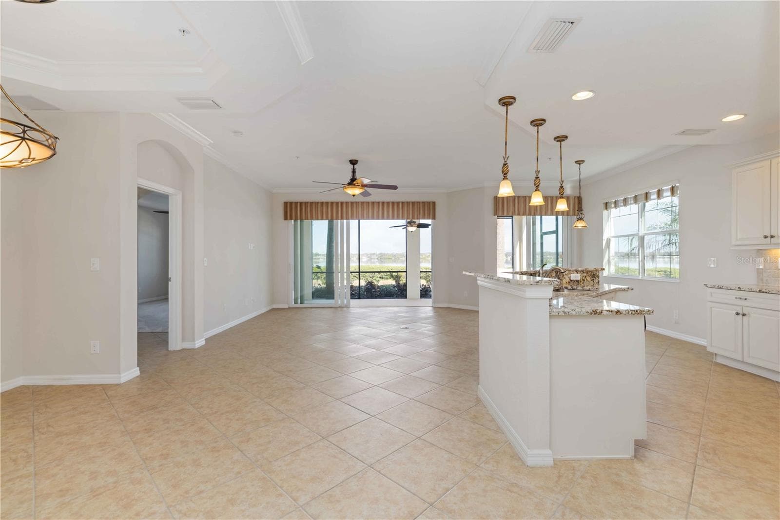 Great Room - 1264 RIVERSCAPE ST #B, BRADENTON