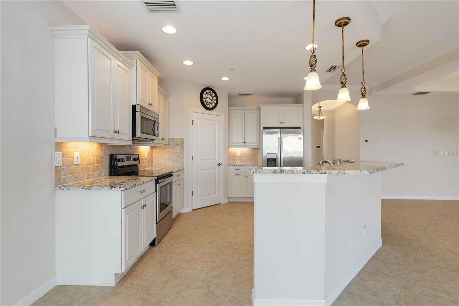 Kitchen - 1264 RIVERSCAPE ST #B, BRADENTON