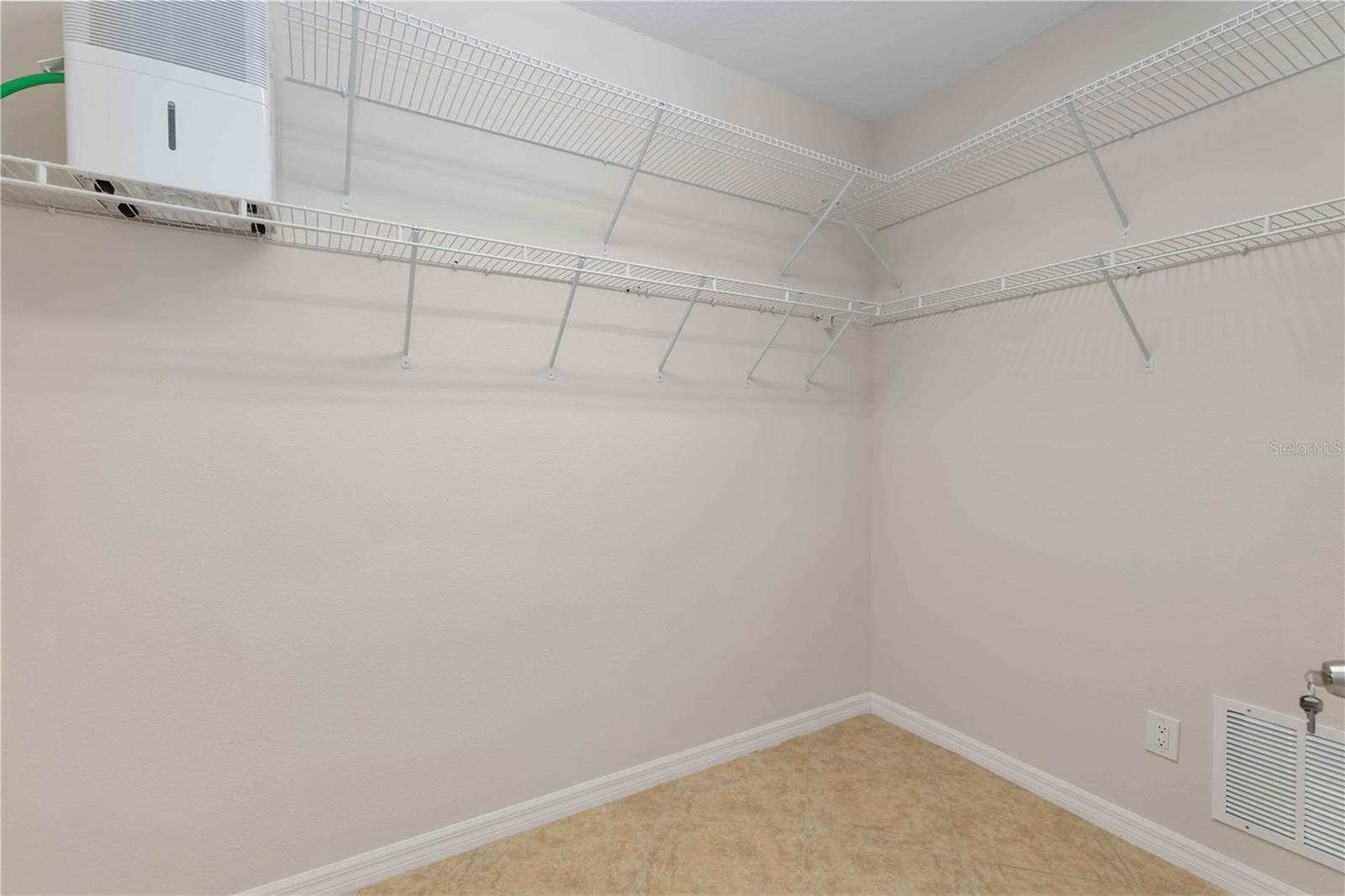 Primary Walk-in Closet - 1264 RIVERSCAPE ST #B, BRADENTON