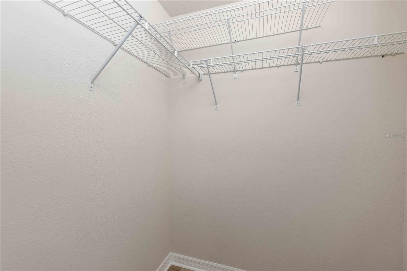 Guest Bedroom 2 closet - 1264 RIVERSCAPE ST #B, BRADENTON