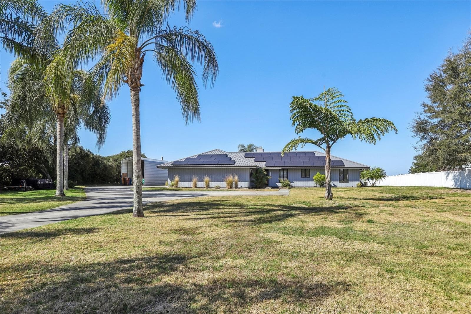 Single Family Residence at 3050 CRUMP RD, WINTER HAVEN, photo 6 of 98