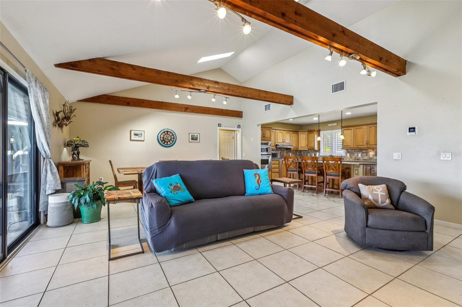 Single Family Residence at 3050 CRUMP RD, WINTER HAVEN, photo 17 of 98