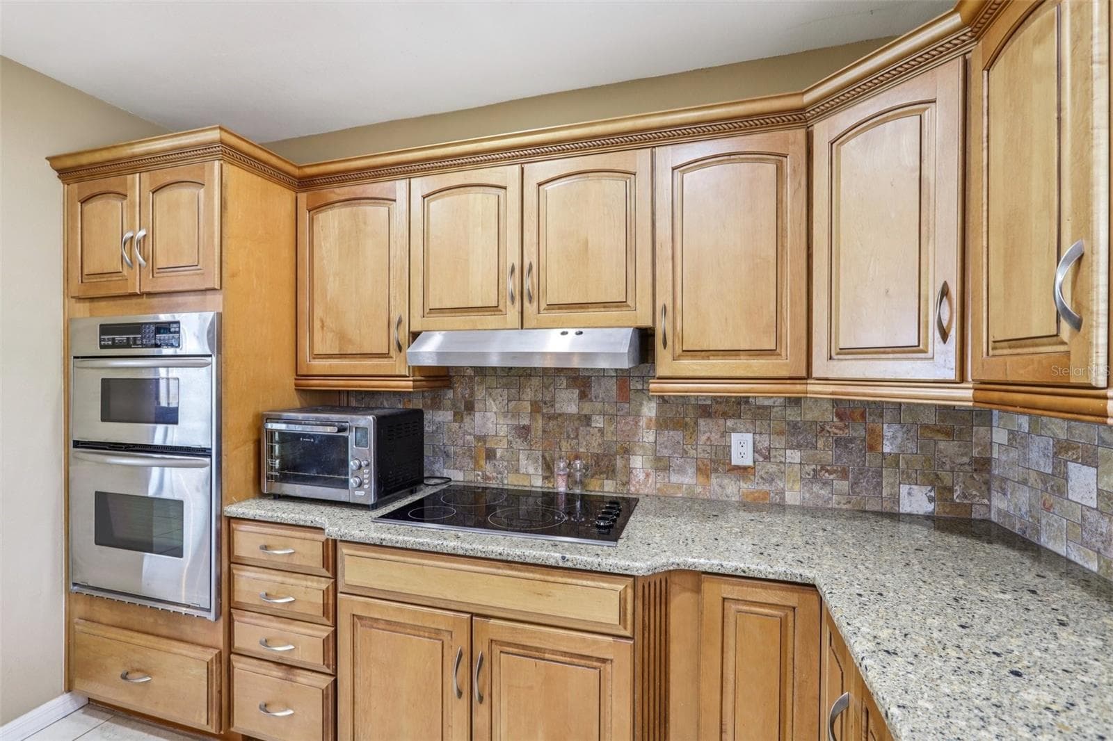 Single Family Residence at 3050 CRUMP RD, WINTER HAVEN, photo 28 of 98