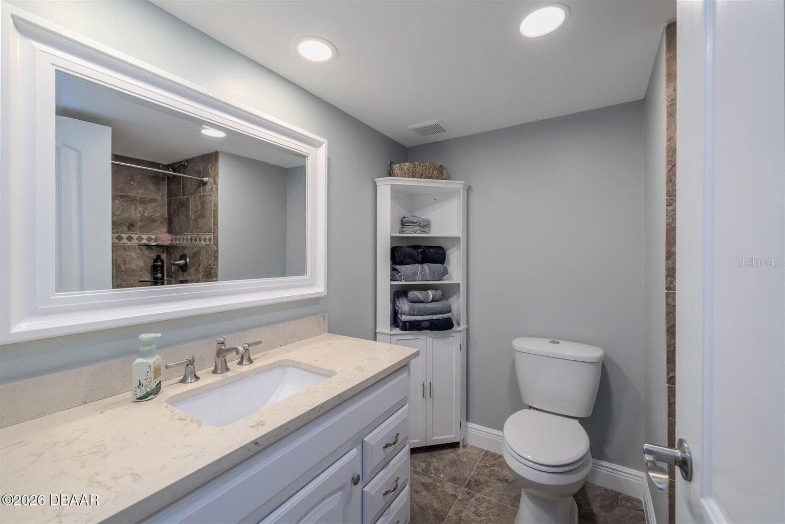 Condominium at 1420 N ATLANTIC AVE #1601, DAYTONA BEACH, photo 19 of 31