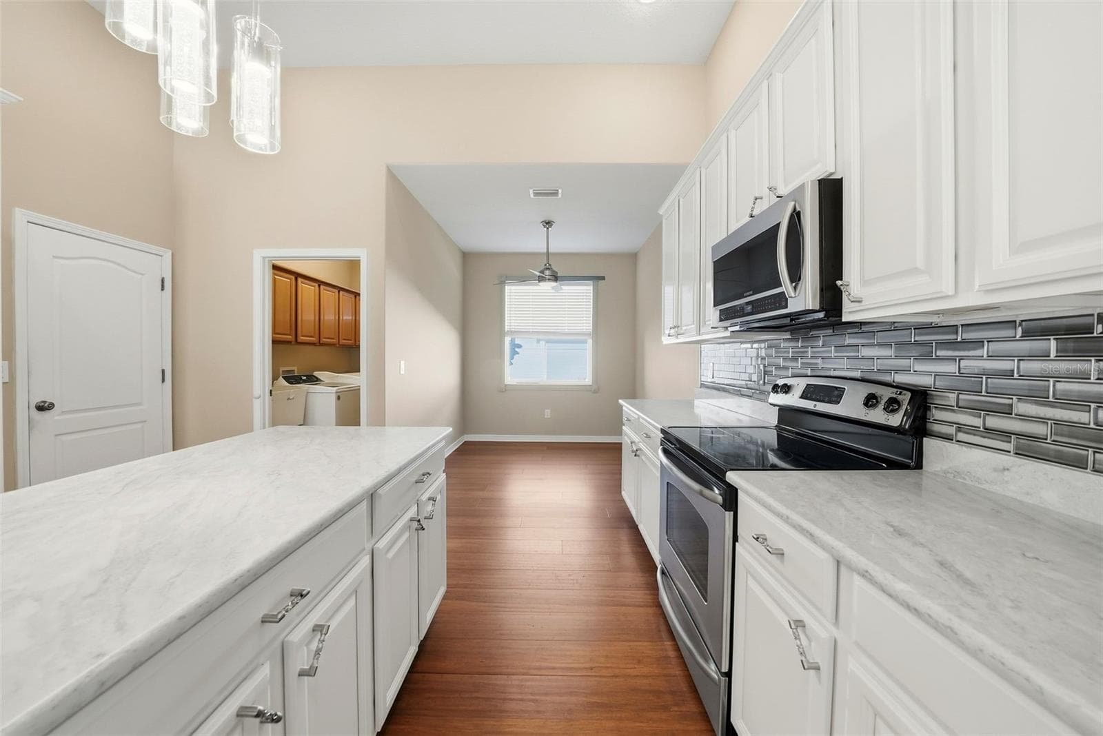 Single Family Residence at 13230 GRAHAM YARDEN DR, RIVERVIEW, photo 9 of 41