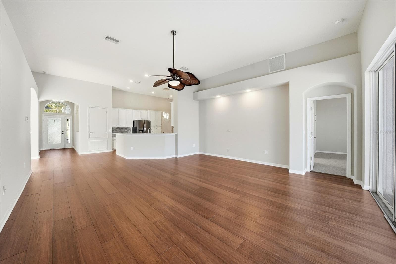 Single Family Residence at 13230 GRAHAM YARDEN DR, RIVERVIEW, photo 18 of 41