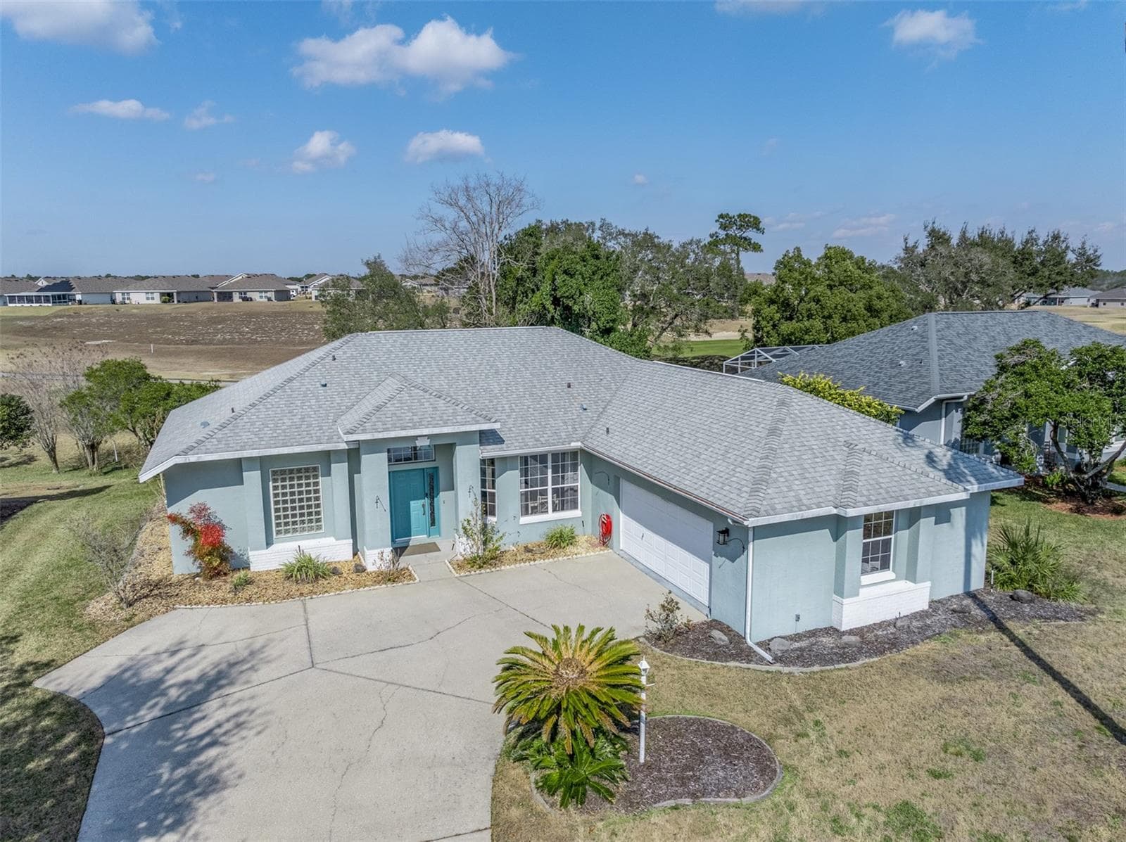 4740 N CRESTLINE DR