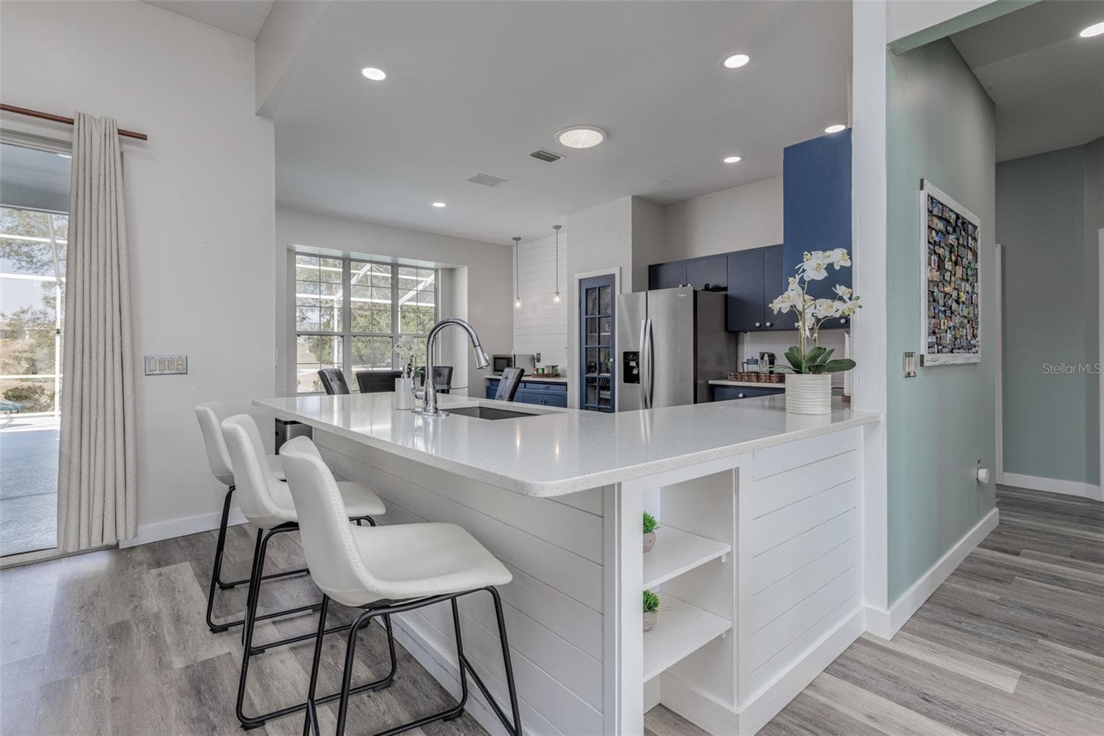 Single Family Residence at 4740 N CRESTLINE DR, BEVERLY HILLS, photo 11 of 44