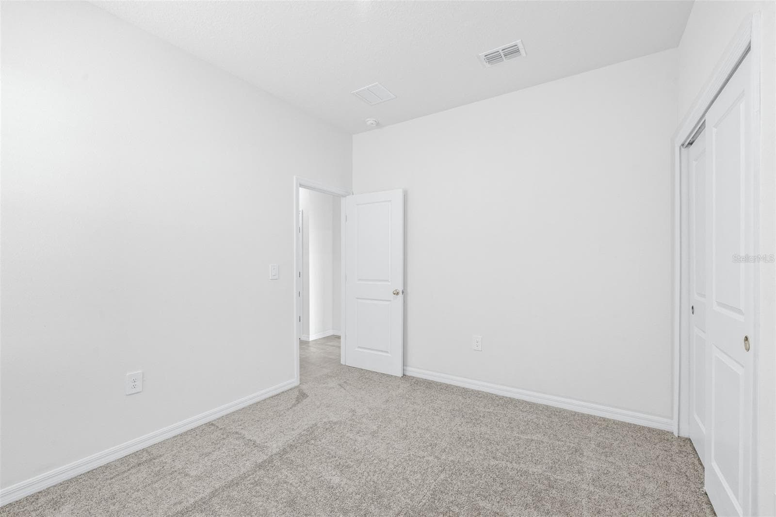 Single Family Residence at 2707 VIRGINIA PINE DR, BARTOW, photo 32 of 64