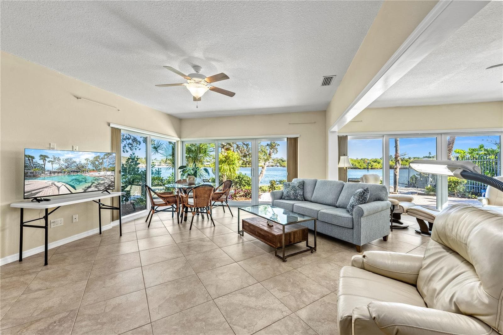 Condominium at 1320 MOONMIST DR #B-11, SARASOTA, photo 19 of 65