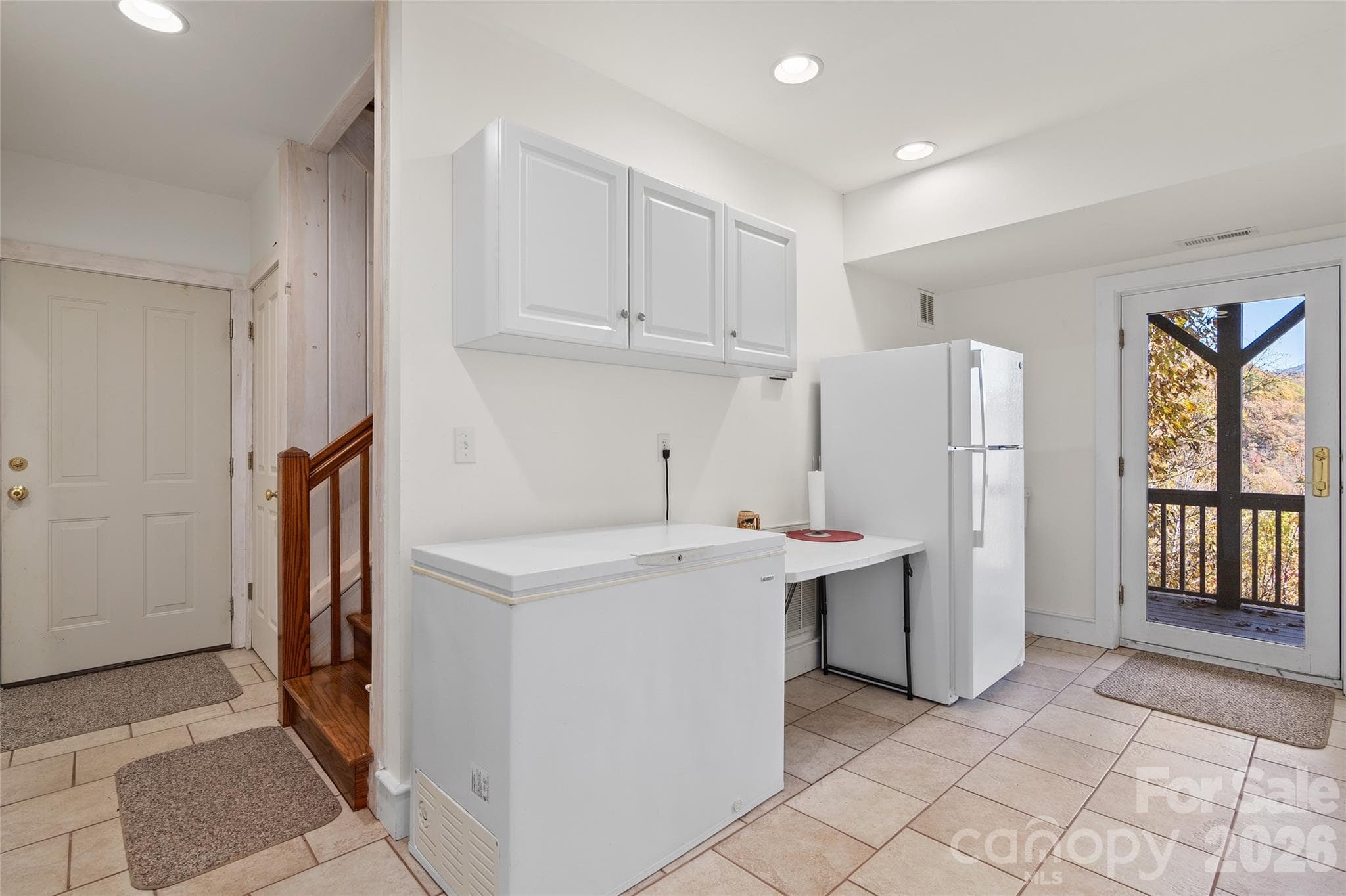 Single Family Residence at 33 Great Aspen Way, Black Mountain, photo 31 of 48