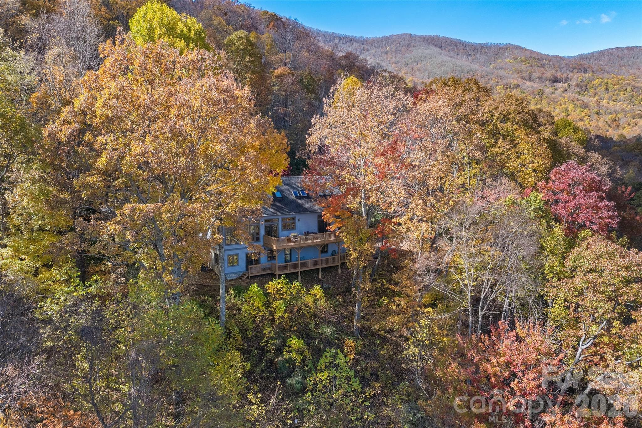 Single Family Residence at 33 Great Aspen Way, Black Mountain, photo 36 of 48