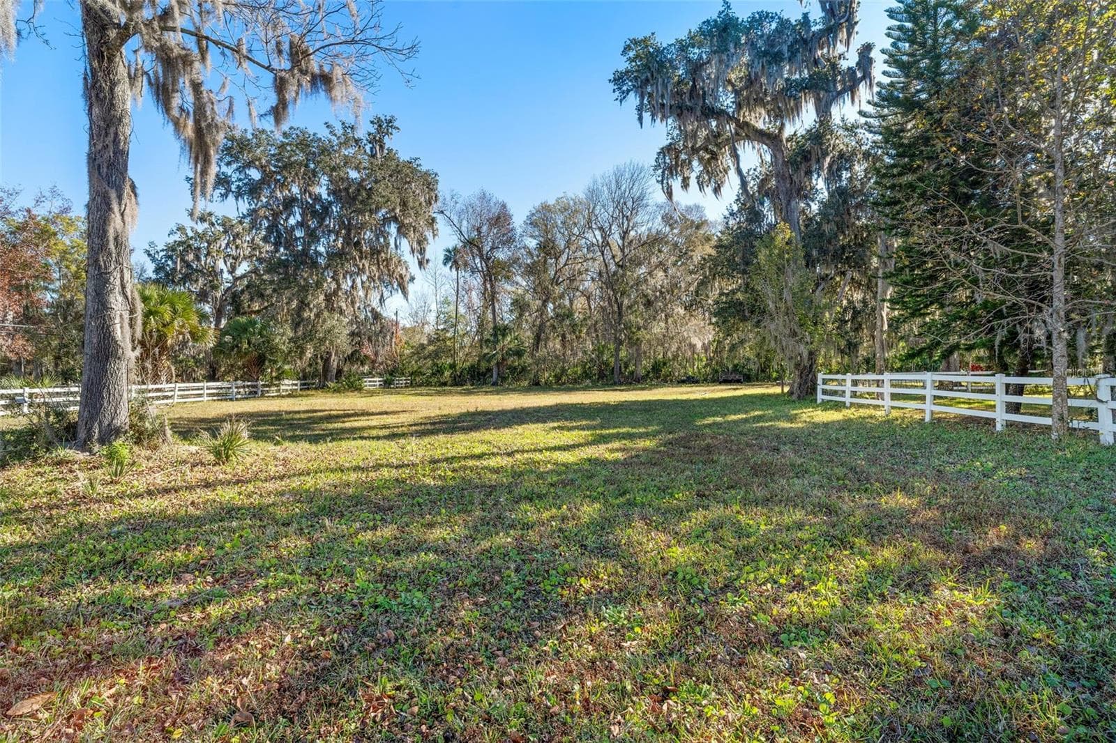 Single Family Residence at 3080 RAGIS RD, EDGEWATER, photo 12 of 86