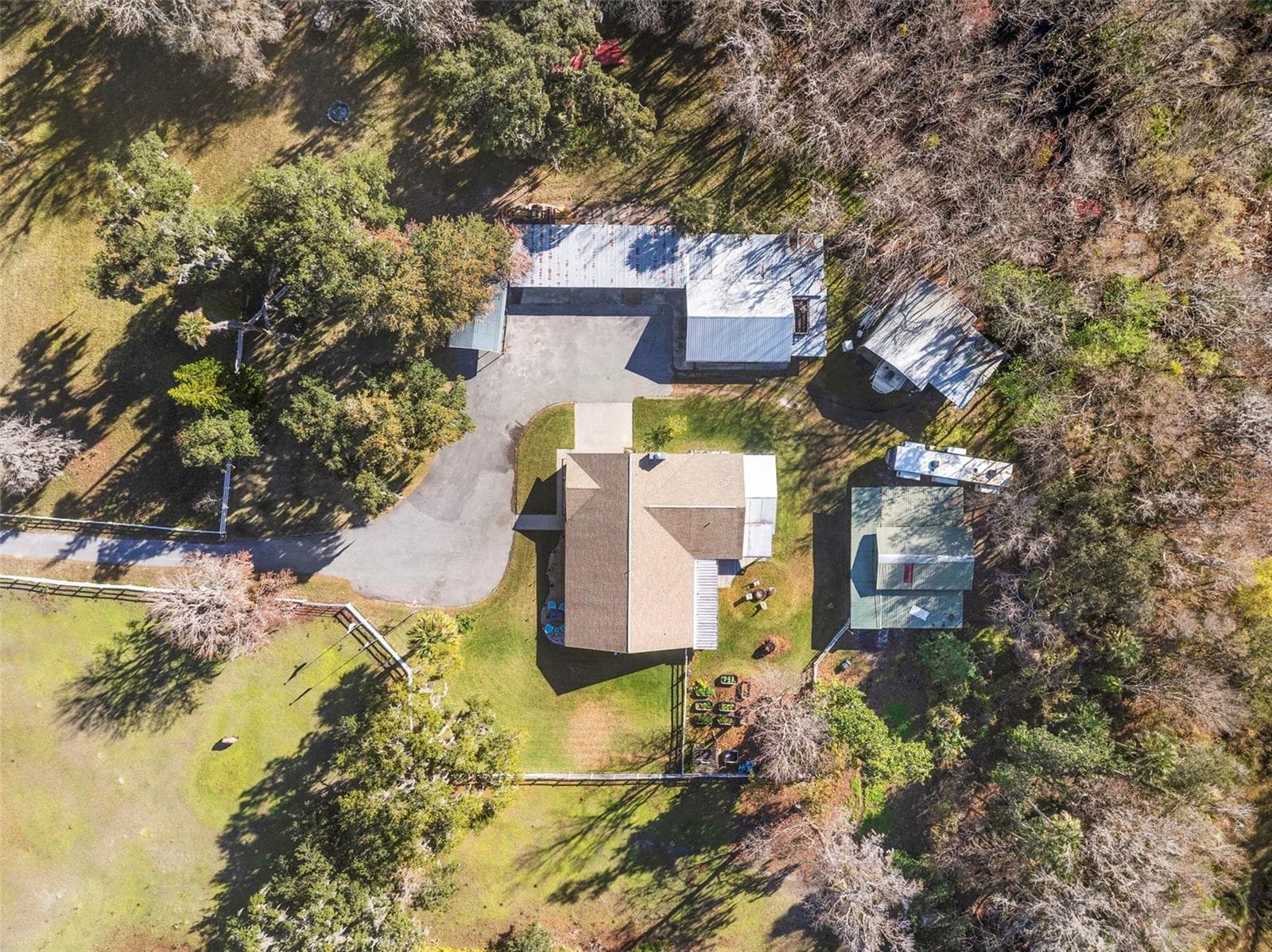 Single Family Residence at 3080 RAGIS RD, EDGEWATER, photo 14 of 86