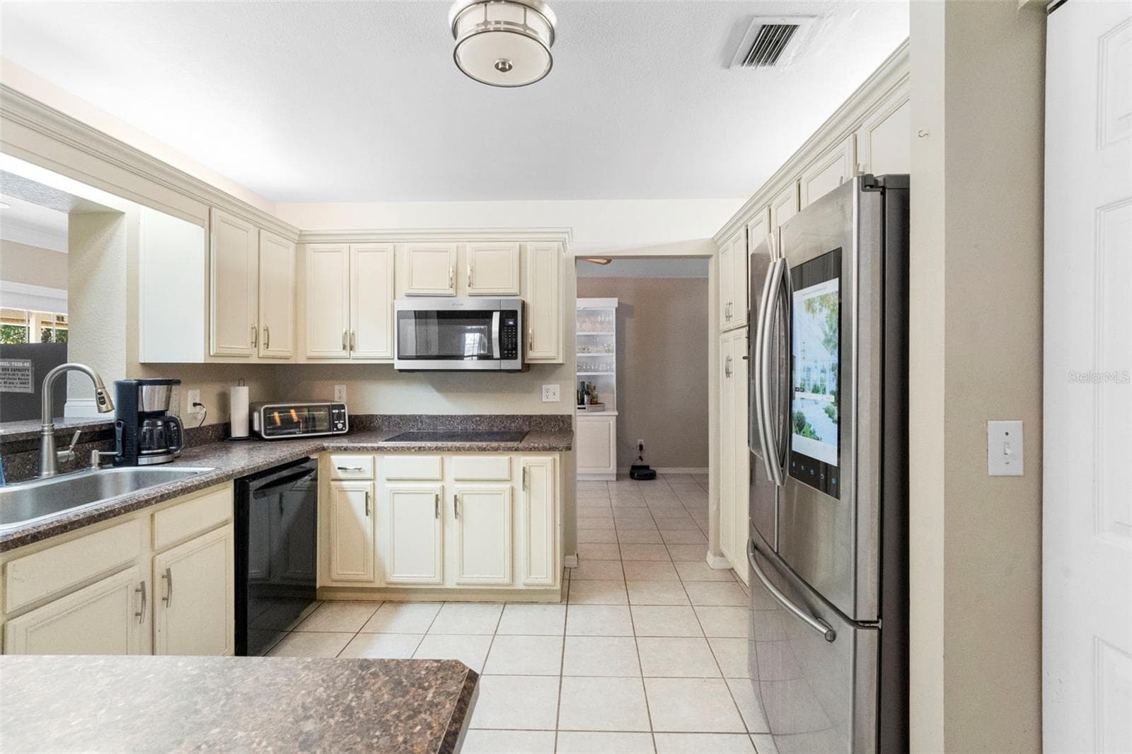 kitchen - 3080 RAGIS RD, EDGEWATER