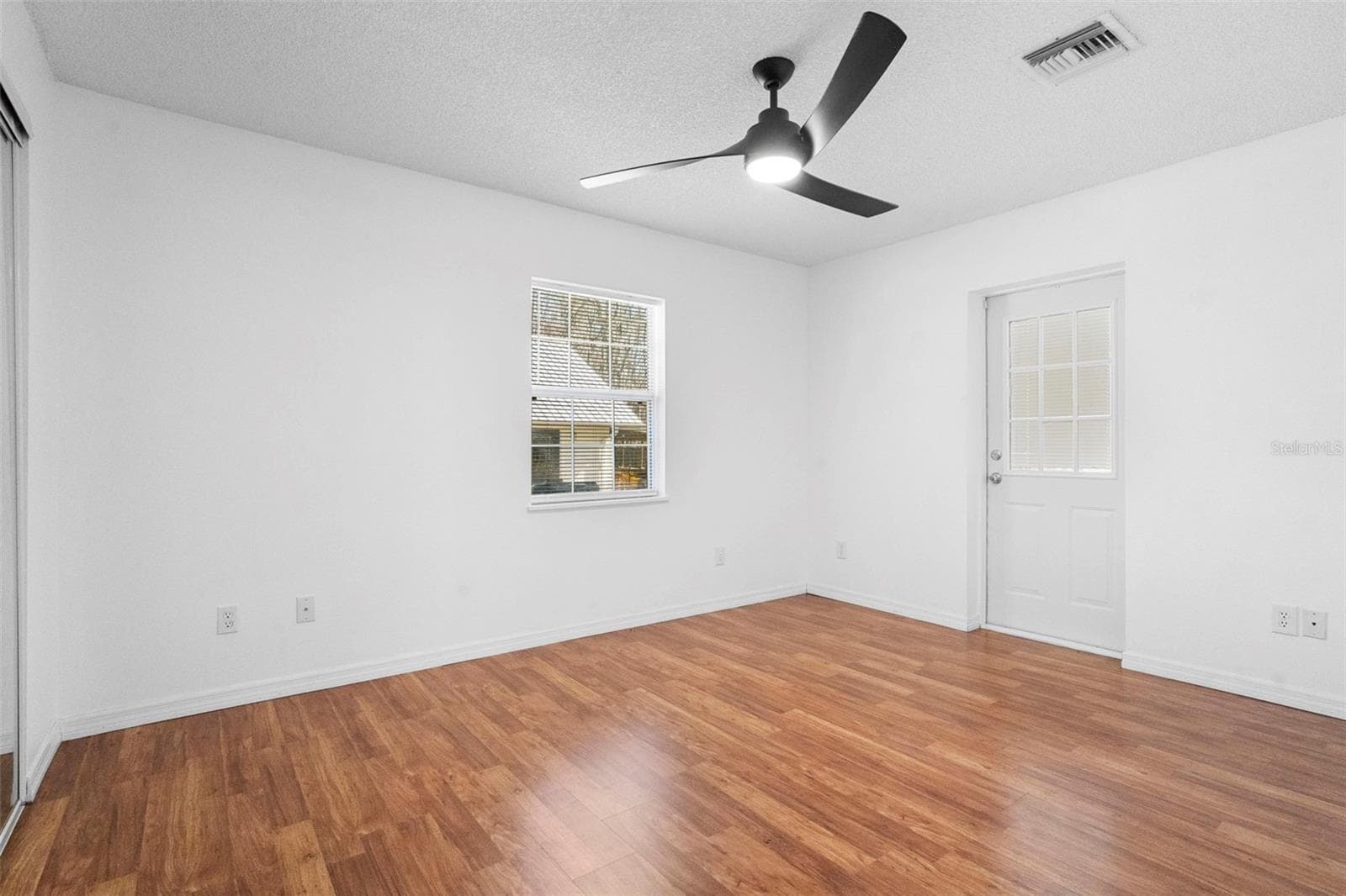 bedroom 2 - 3080 RAGIS RD, EDGEWATER