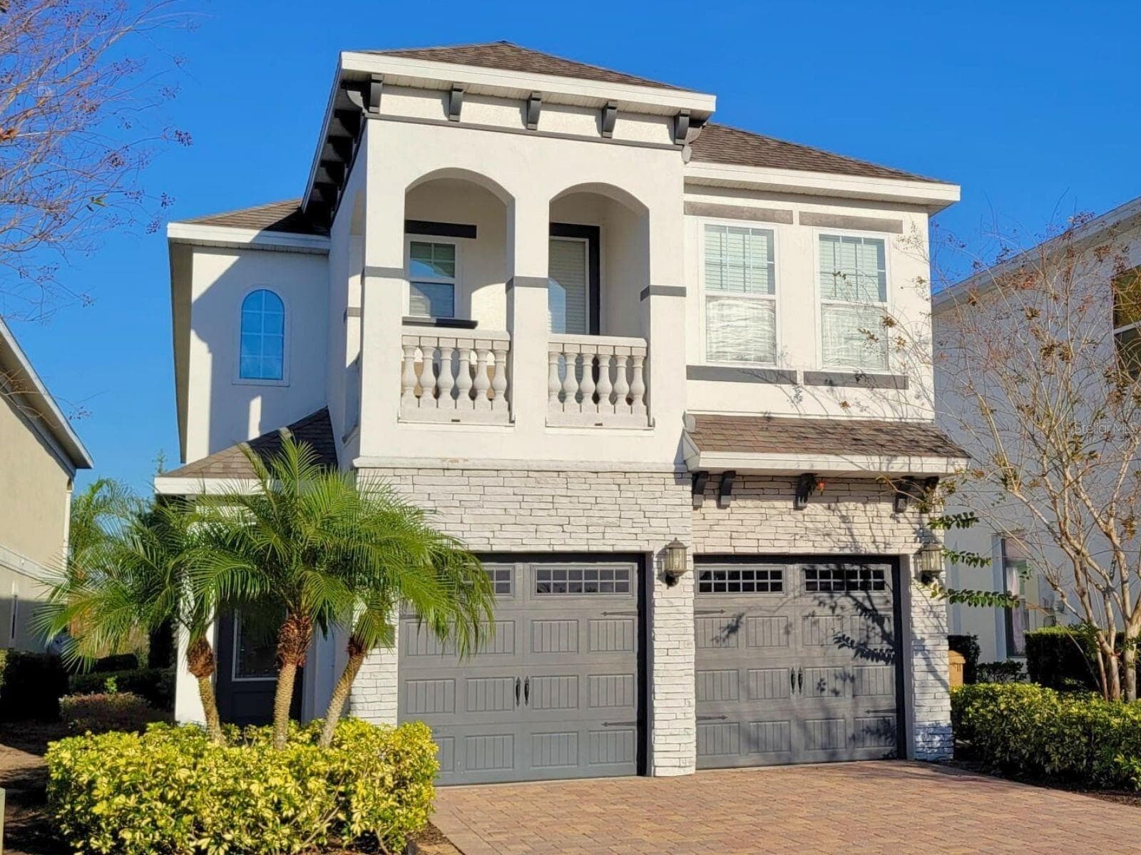 795 GOLDEN BEAR DR