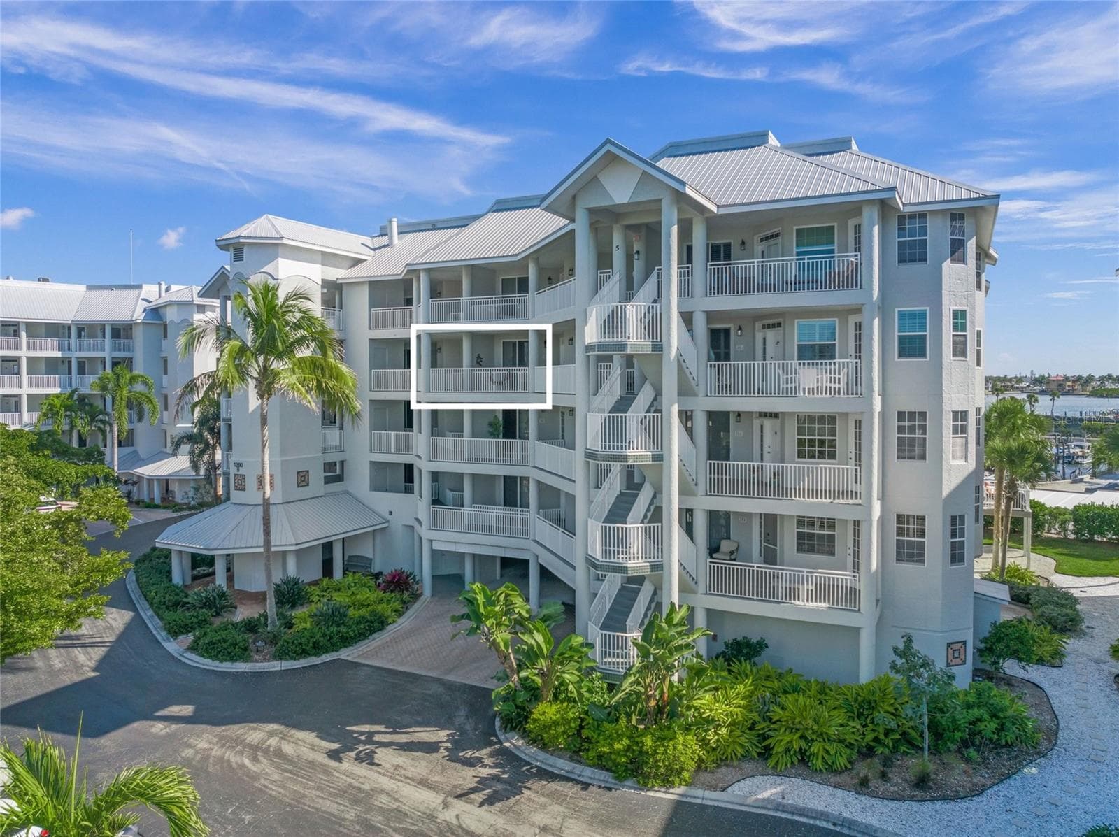 Condominium at 1260 DOLPHIN BAY WAY #403, SARASOTA, photo 3 of 76
