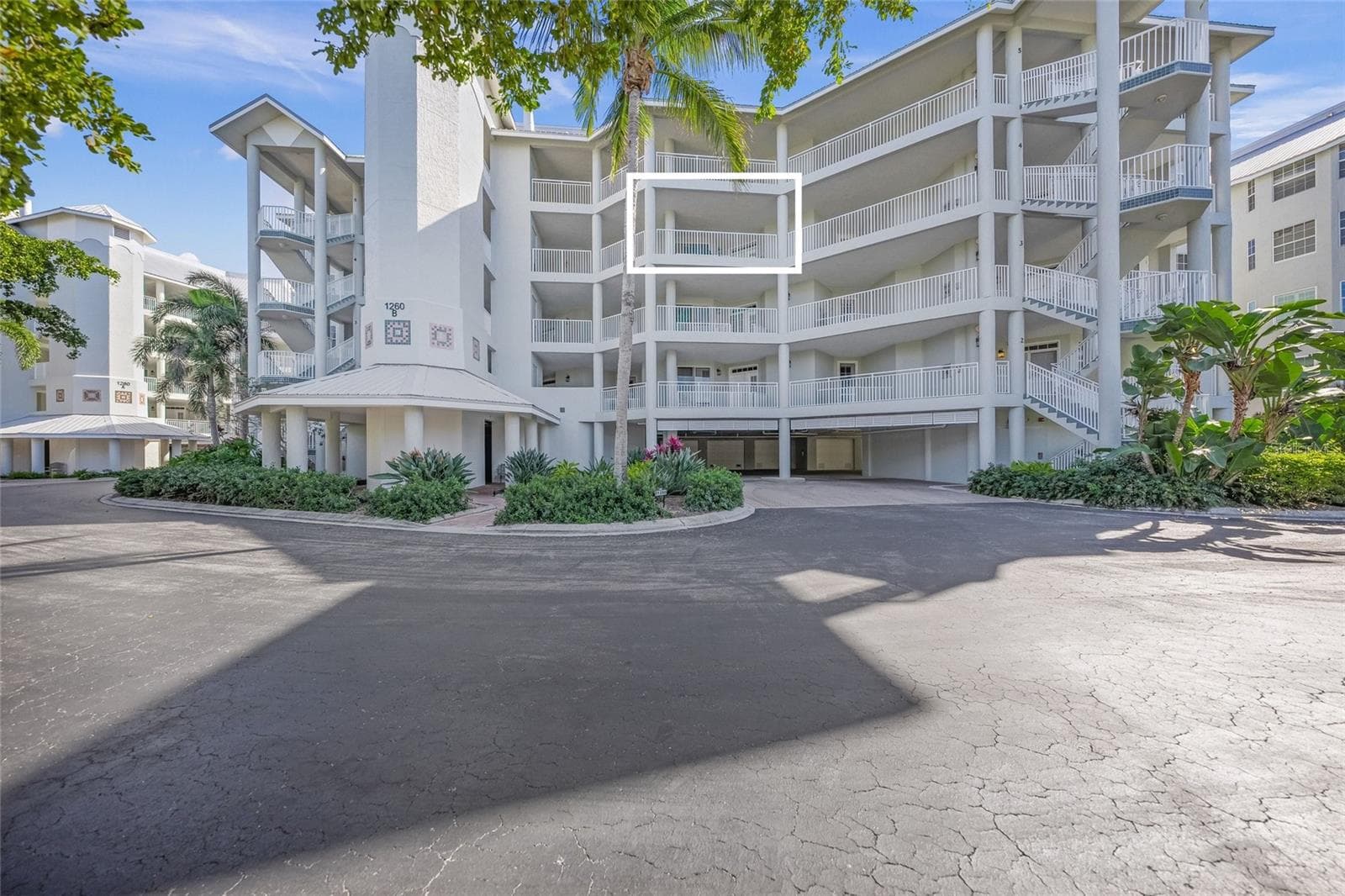Condominium at 1260 DOLPHIN BAY WAY #403, SARASOTA, photo 4 of 76