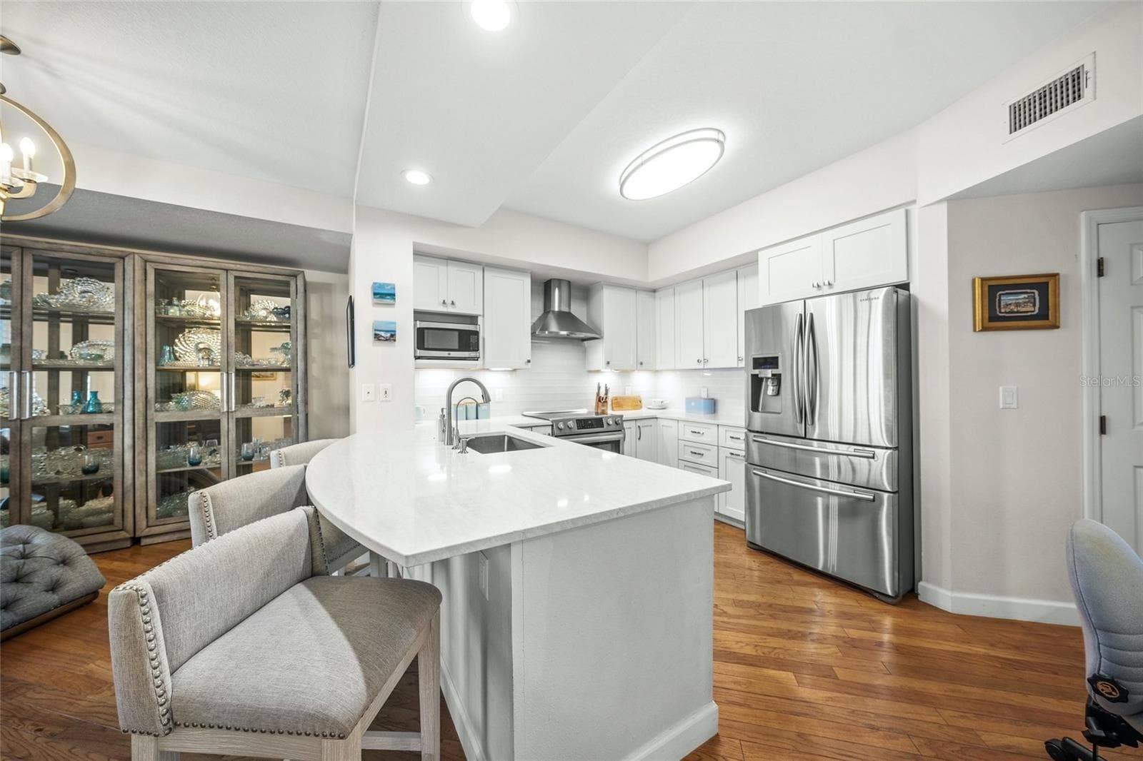 Condominium at 1260 DOLPHIN BAY WAY #403, SARASOTA, photo 11 of 76