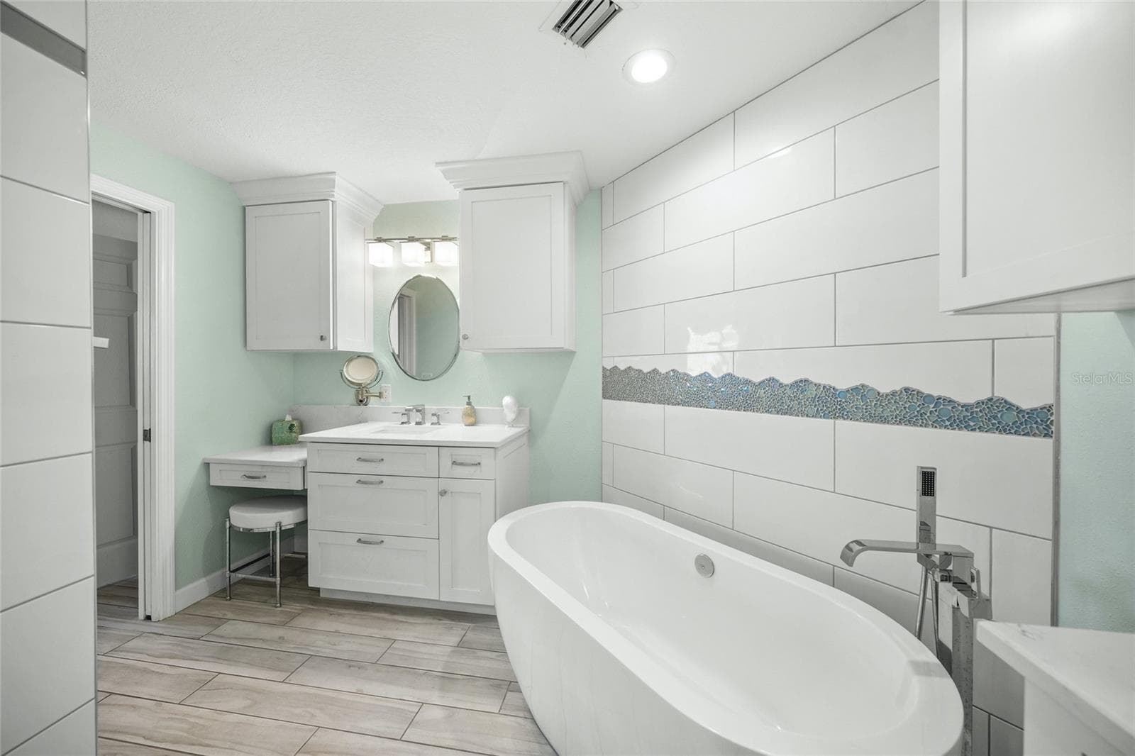 Condominium at 1260 DOLPHIN BAY WAY #403, SARASOTA, photo 31 of 76