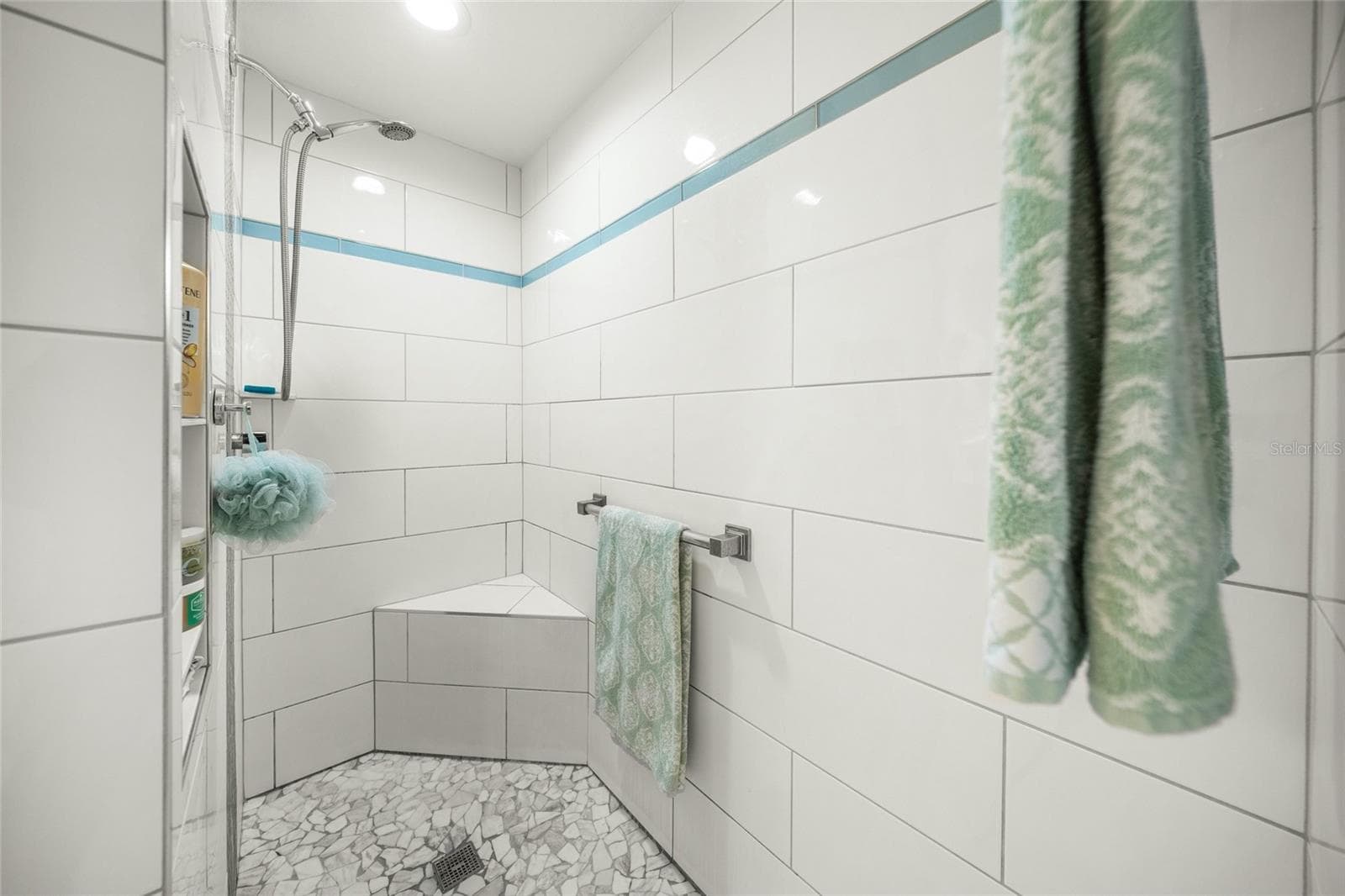 Condominium at 1260 DOLPHIN BAY WAY #403, SARASOTA, photo 33 of 76