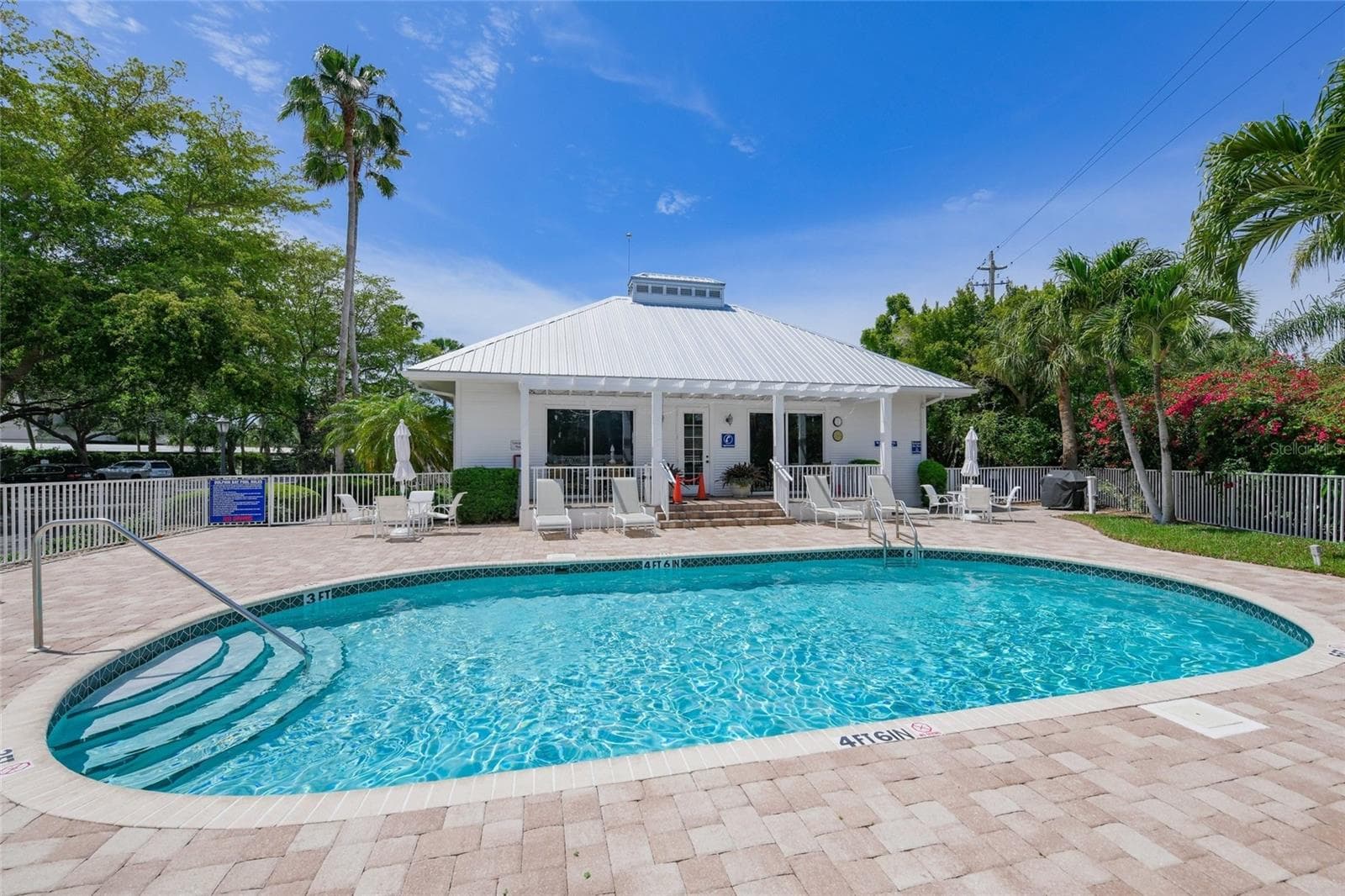 Condominium at 1260 DOLPHIN BAY WAY #403, SARASOTA, photo 49 of 76