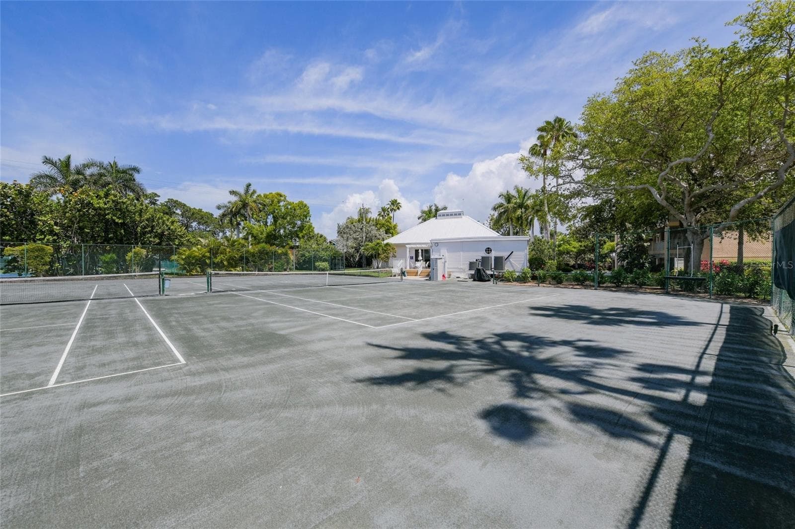 Condominium at 1260 DOLPHIN BAY WAY #403, SARASOTA, photo 53 of 76