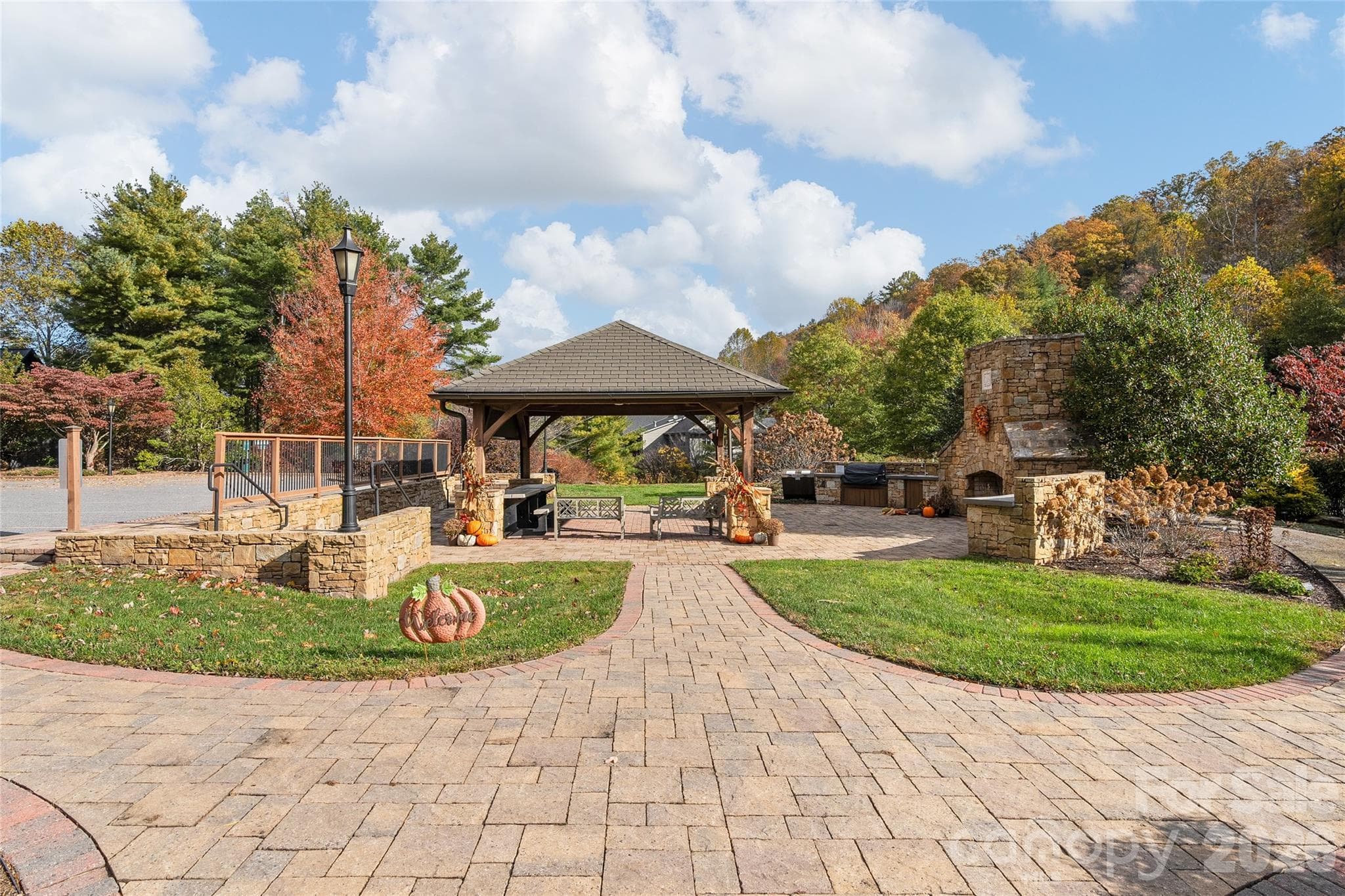 Lot at 43 Summit Tower Circle, Asheville, photo 10 of 17