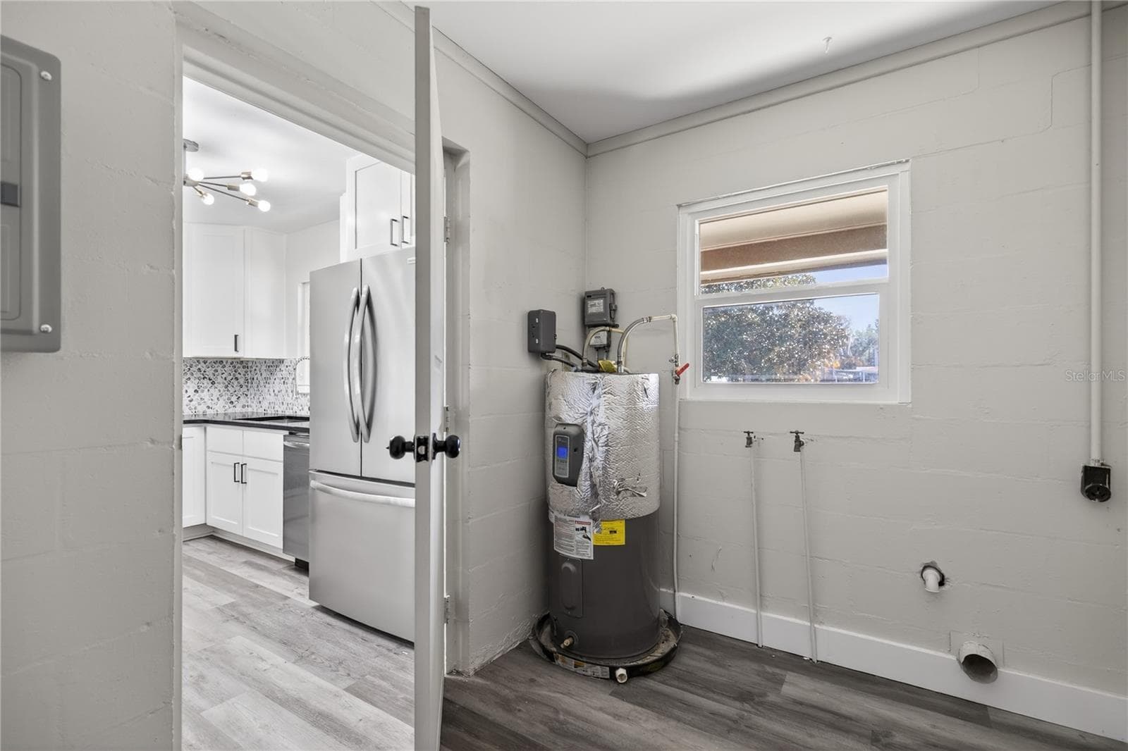 Laundry/Mud room - 1503 CANAL CT, TAVARES