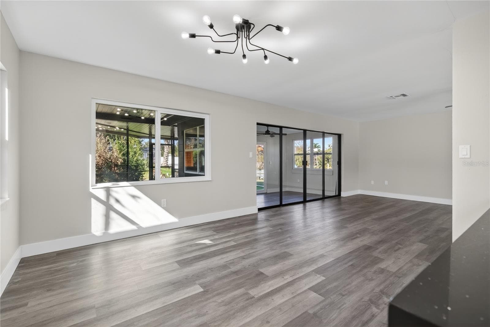 Dining/Living room - 1503 CANAL CT, TAVARES