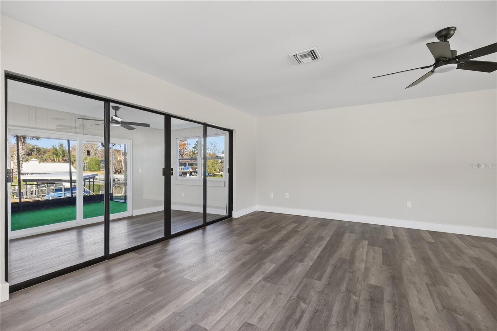 Single Family Residence at 1503 CANAL CT, TAVARES, photo 17 of 43