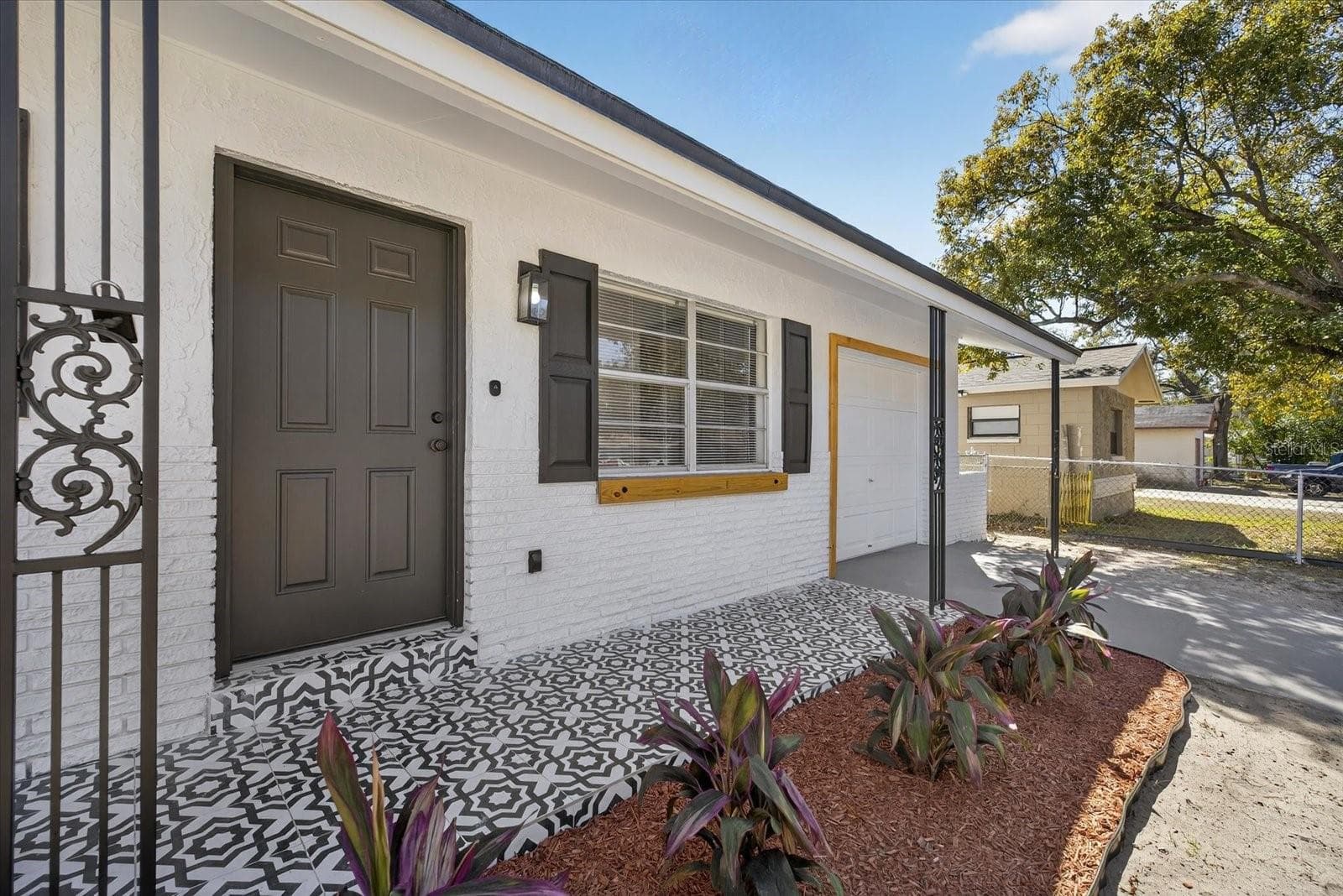 Single Family Residence at 8309 TUPELO DR, TAMPA, photo 2 of 27