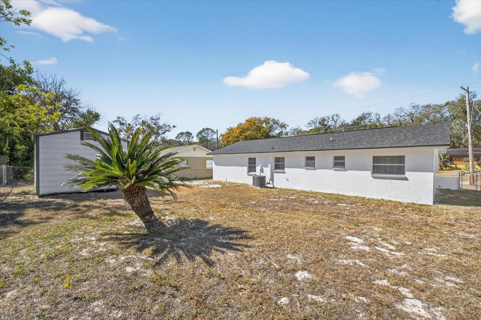 Single Family Residence at 8309 TUPELO DR, TAMPA, photo 5 of 27