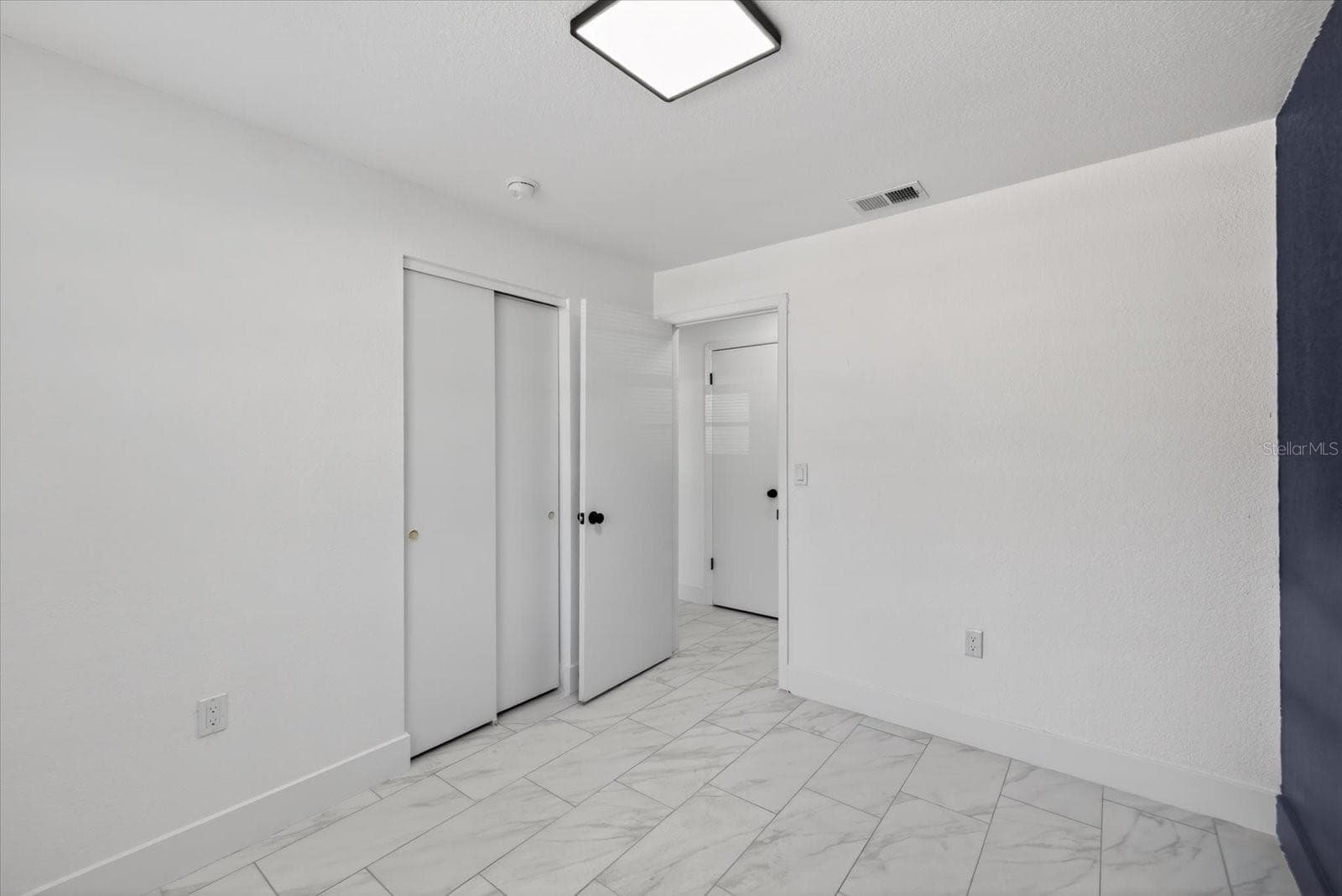 Single Family Residence at 8309 TUPELO DR, TAMPA, photo 14 of 27