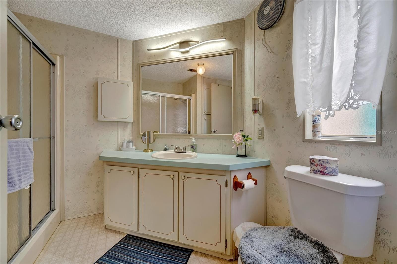 Manufactured Home at 106 N SAINT GEORGE CIR, APOLLO BEACH, photo 21 of 45