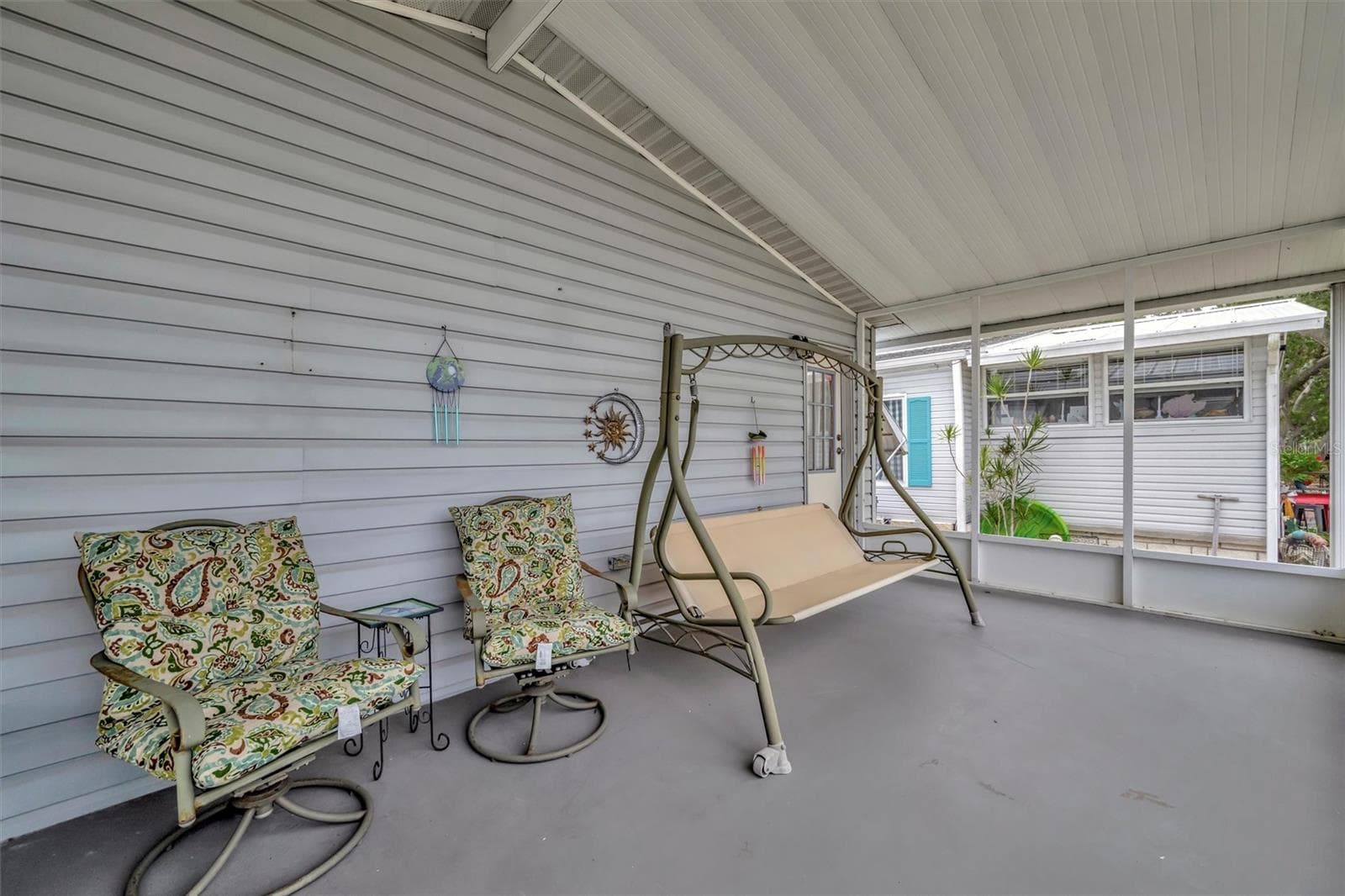Manufactured Home at 106 N SAINT GEORGE CIR, APOLLO BEACH, photo 28 of 45