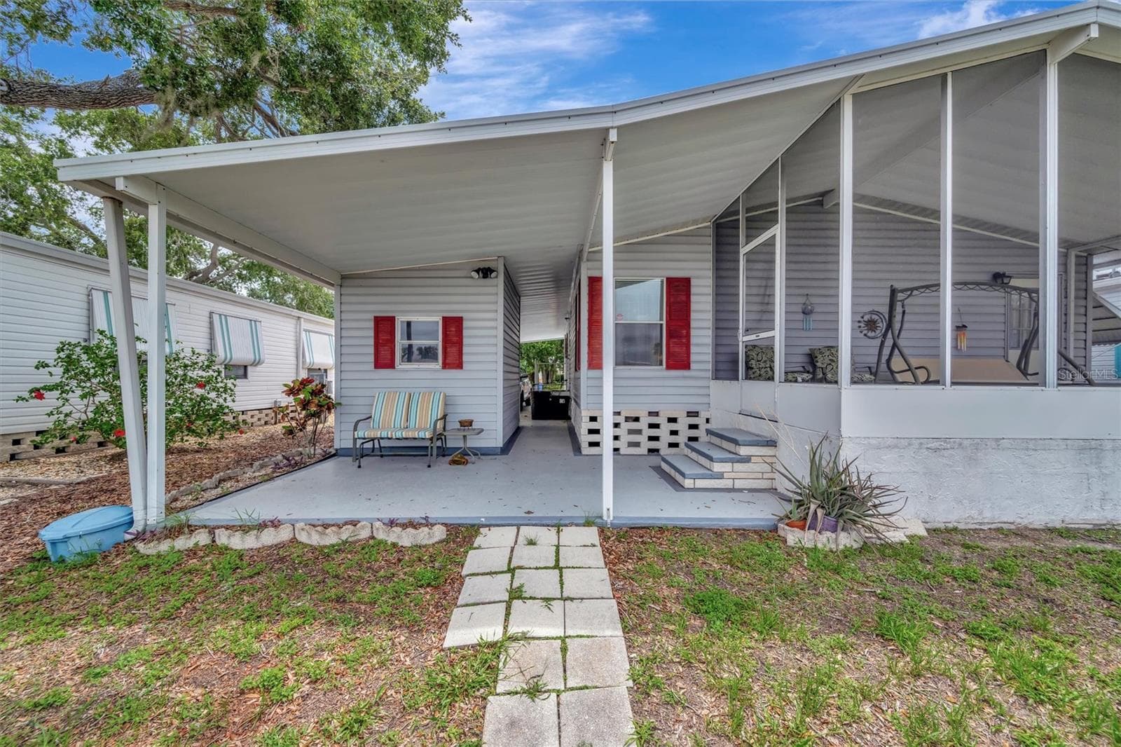 Manufactured Home at 106 N SAINT GEORGE CIR, APOLLO BEACH, photo 35 of 45
