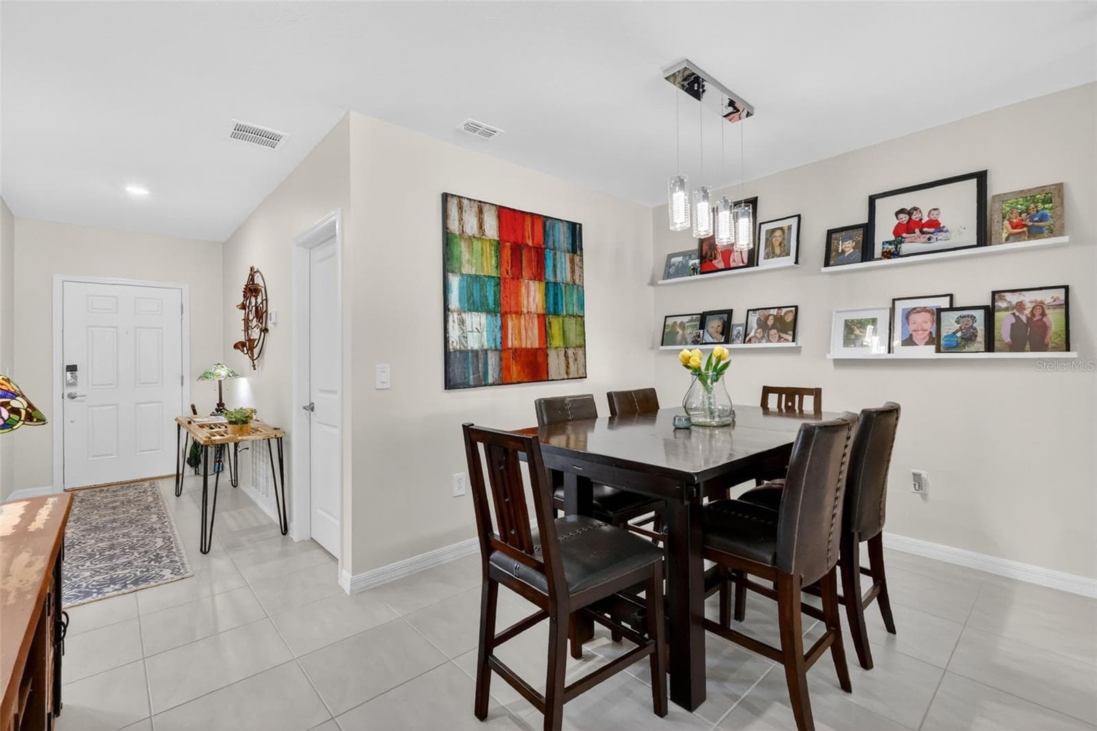 Single Family Residence at 33692 SKY BLOSSOM CIR, LEESBURG, photo 6 of 38