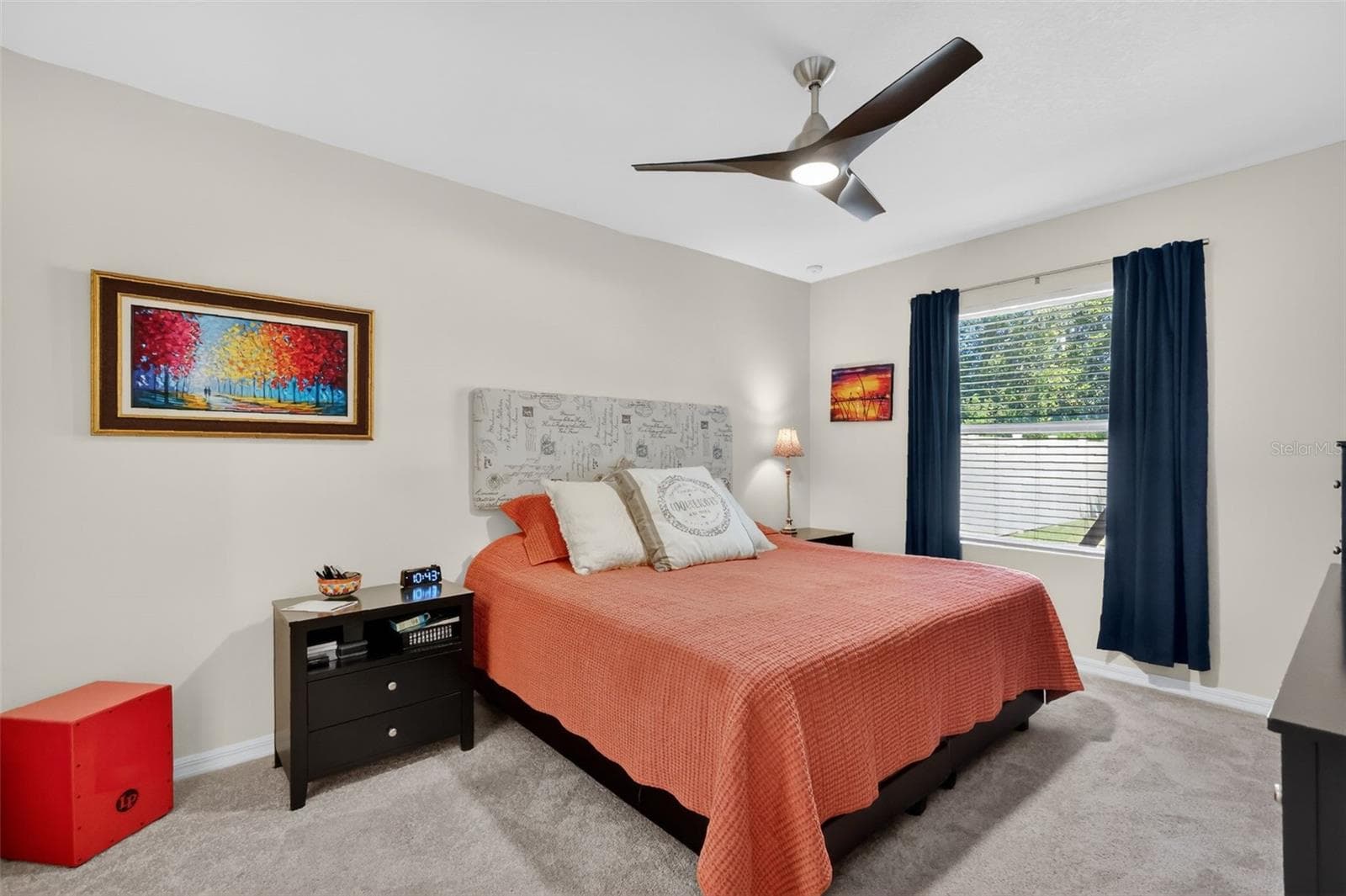 Single Family Residence at 33692 SKY BLOSSOM CIR, LEESBURG, photo 15 of 38