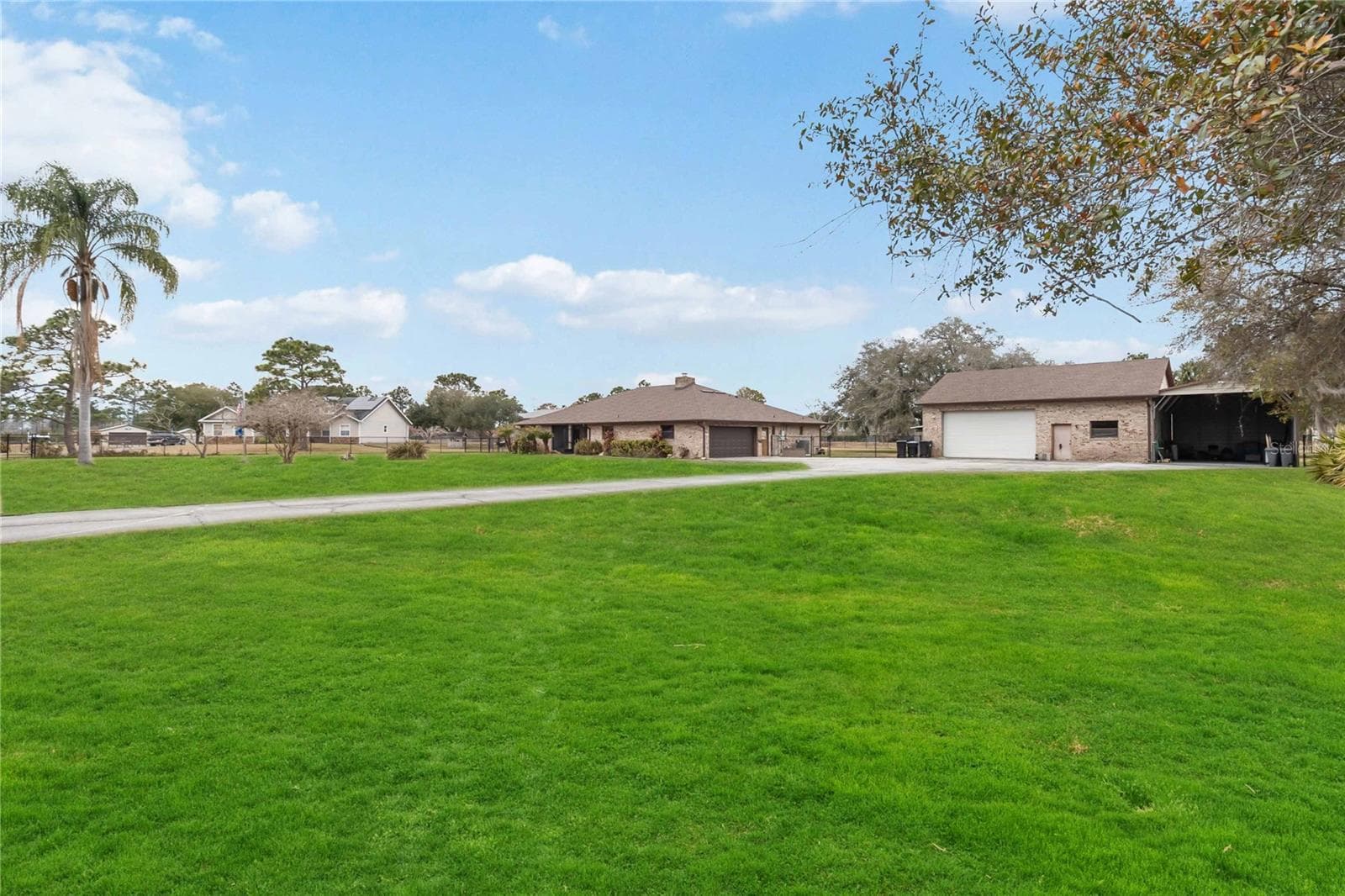 Single Family Residence at 18711 NORTHCLIFF ST, ORLANDO, photo 26 of 42