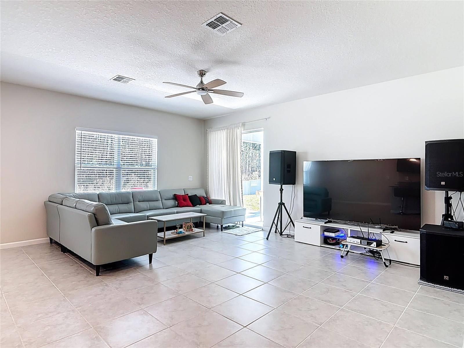 Single Family Residence at 121 EAGLE HARBOR WAY, DAYTONA BEACH, photo 19 of 51